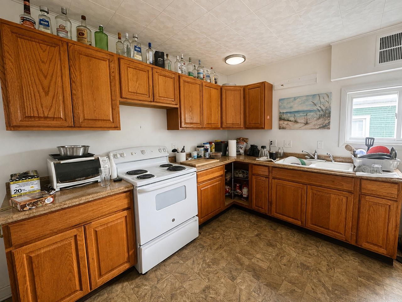 100 Buell Street Property Photo 7