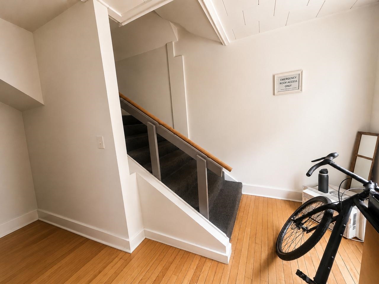 100 Buell Street Property Photo 18