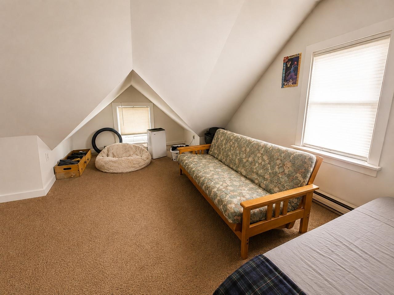 100 Buell Street Property Photo 20