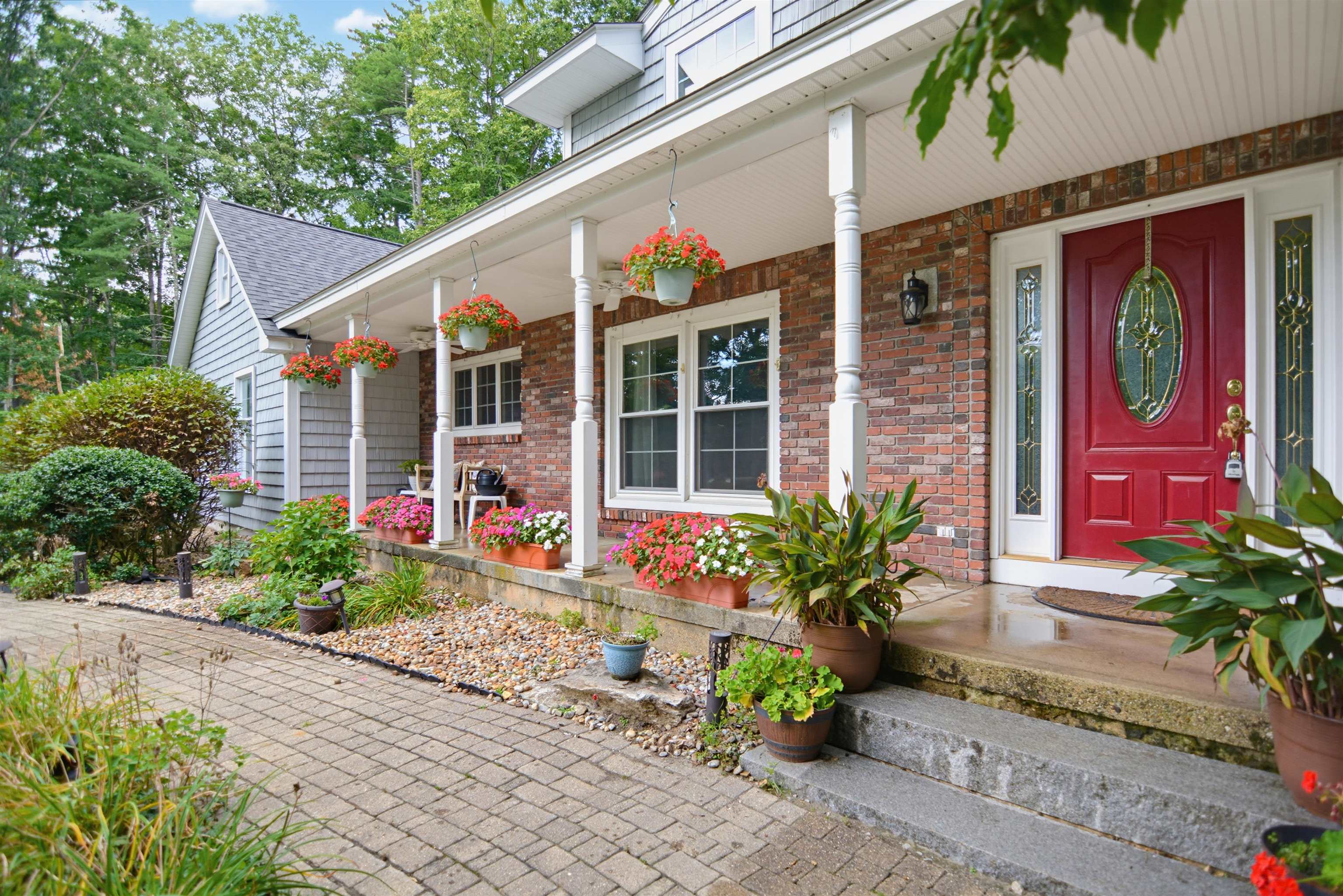 17 Olde English Road Property Photo 1