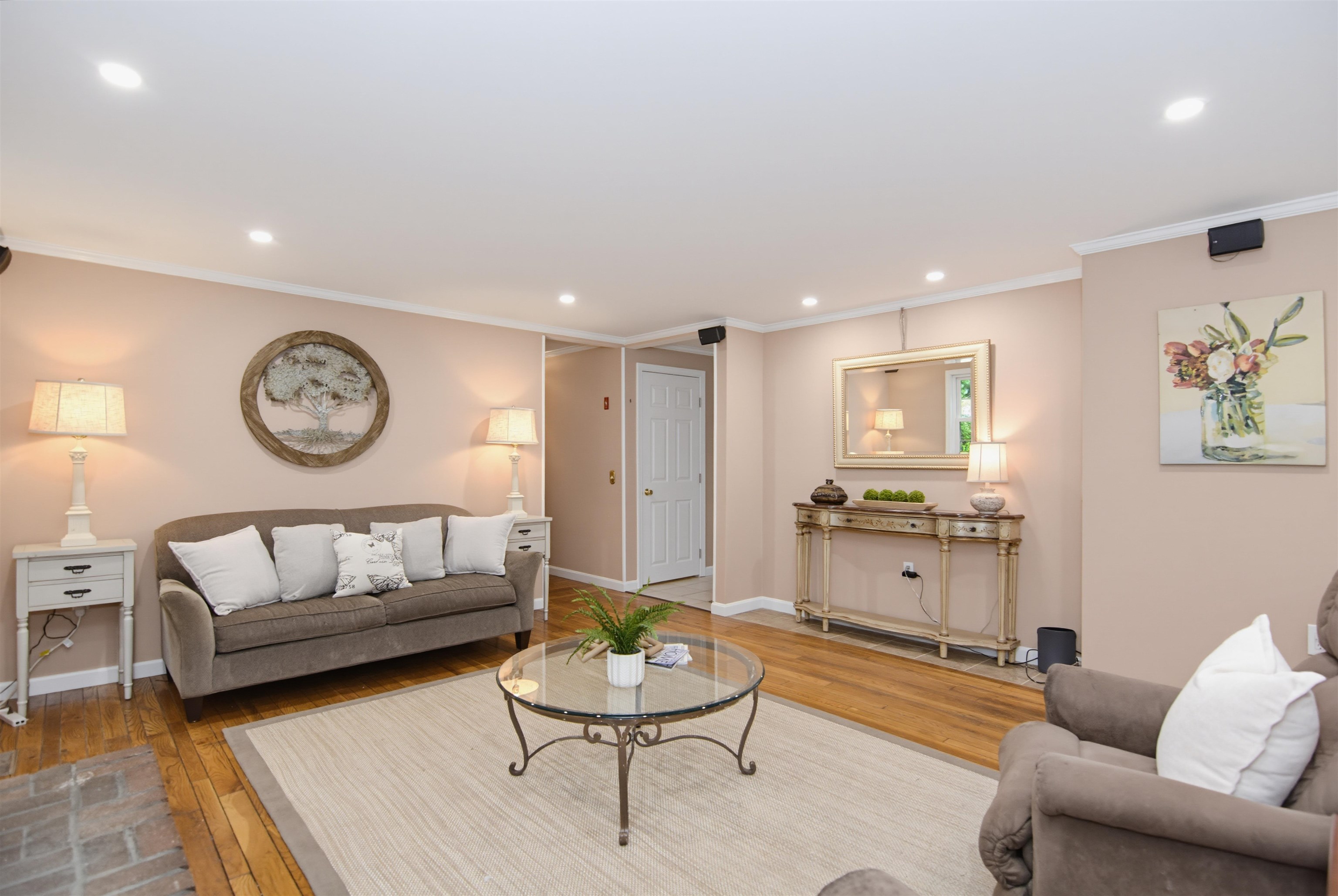 17 Olde English Road Property Photo 12