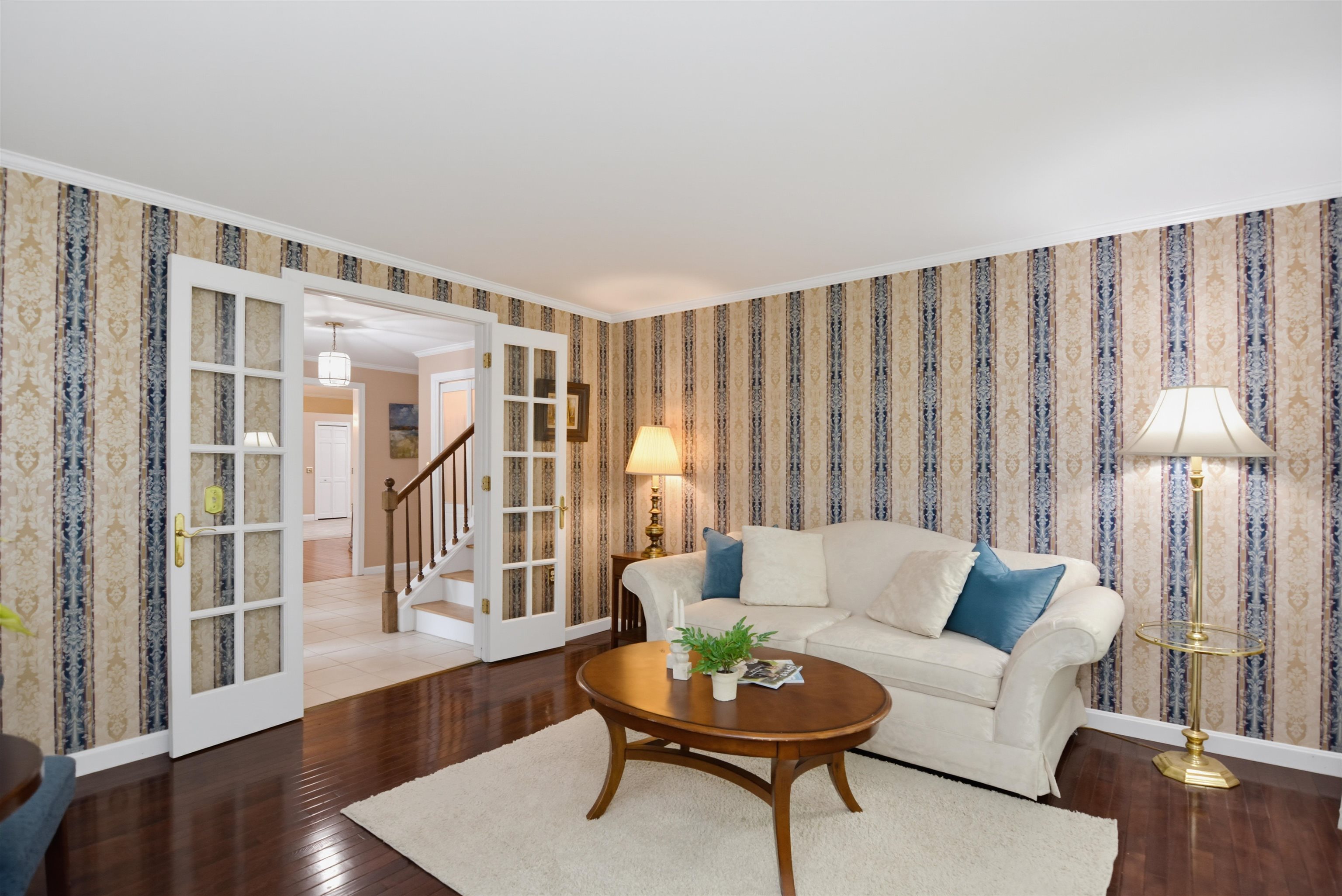 17 Olde English Road Property Photo 17