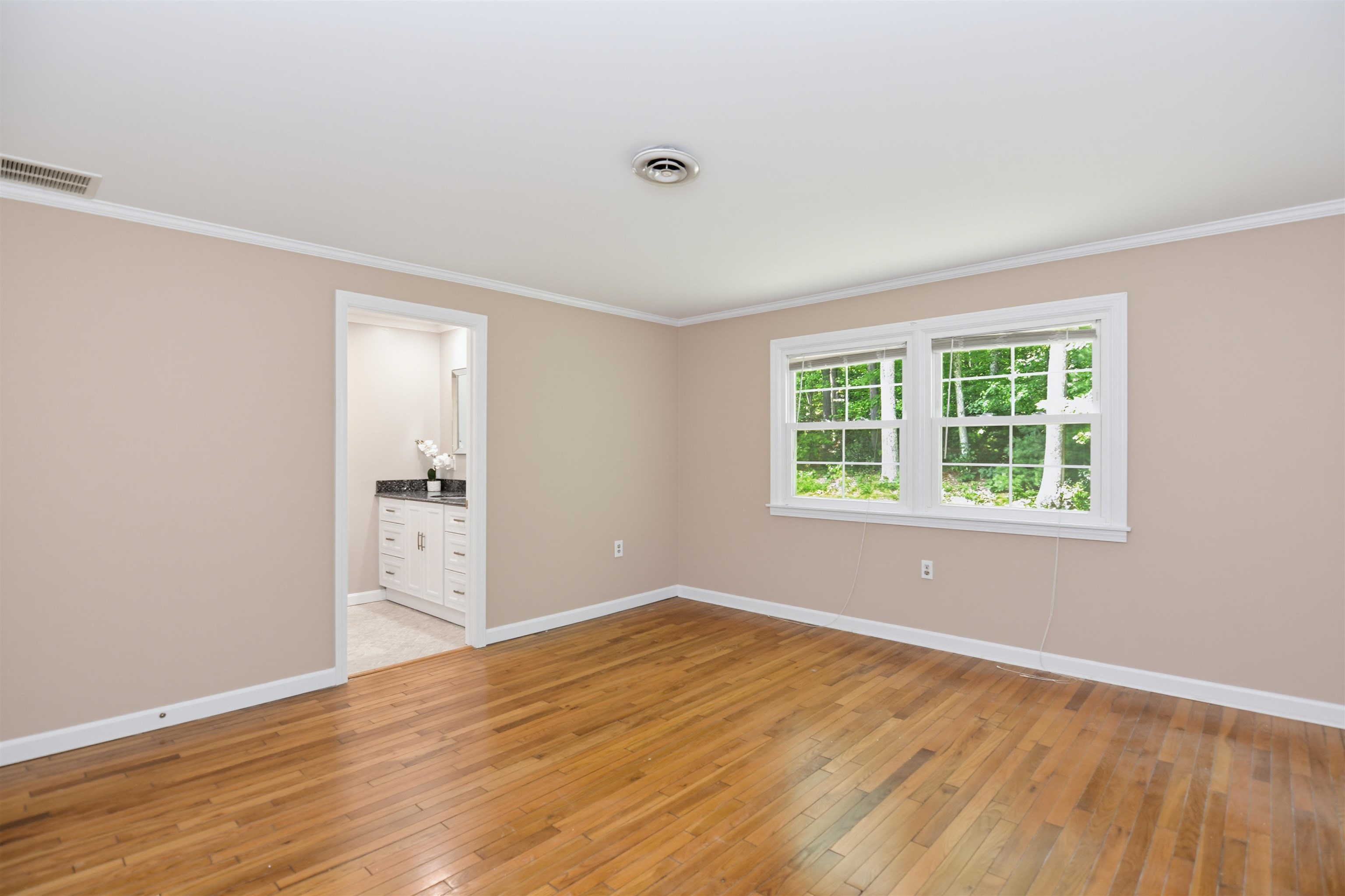 17 Olde English Road Property Photo 27