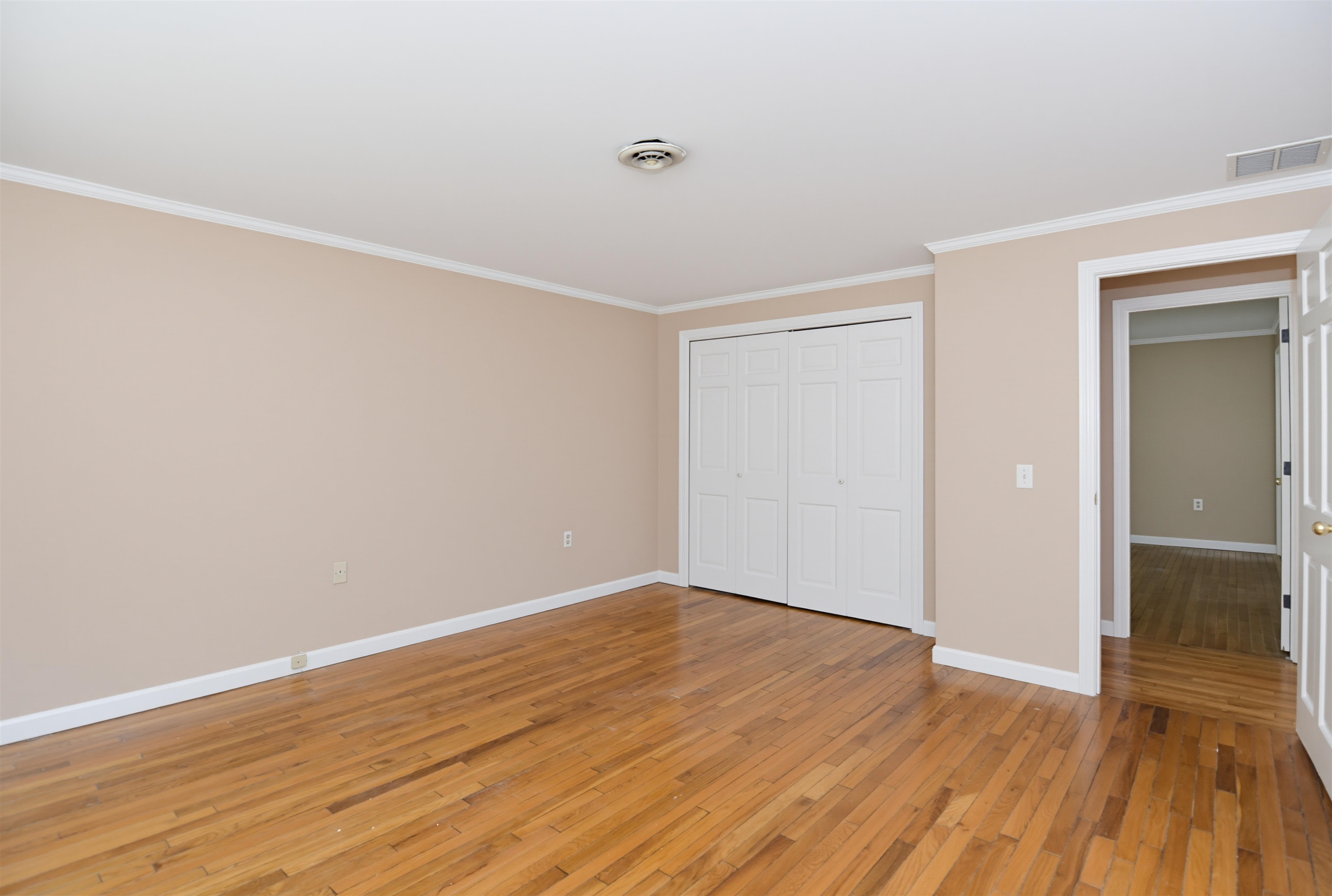 17 Olde English Road Property Photo 28