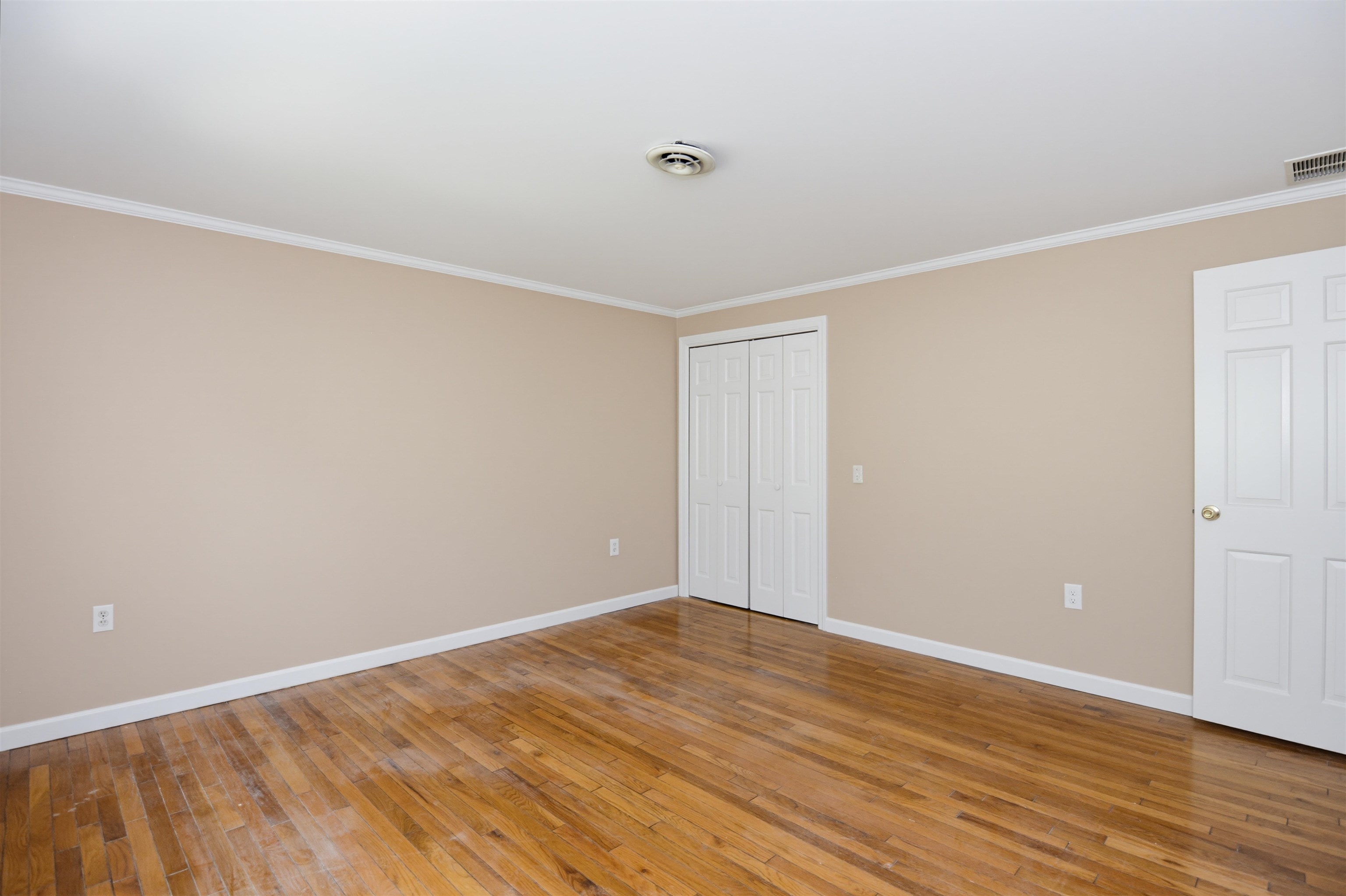 17 Olde English Road Property Photo 36