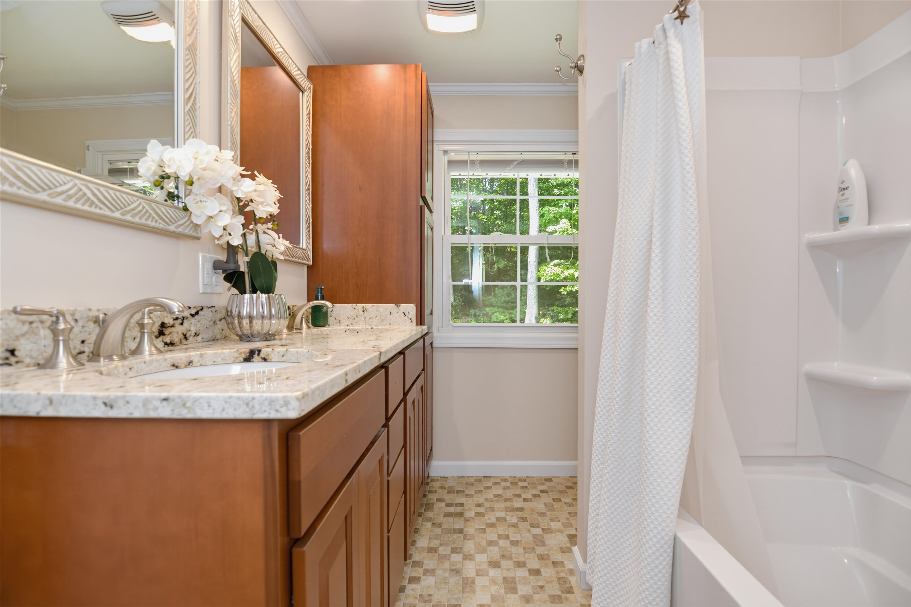 17 Olde English Road Property Photo 38