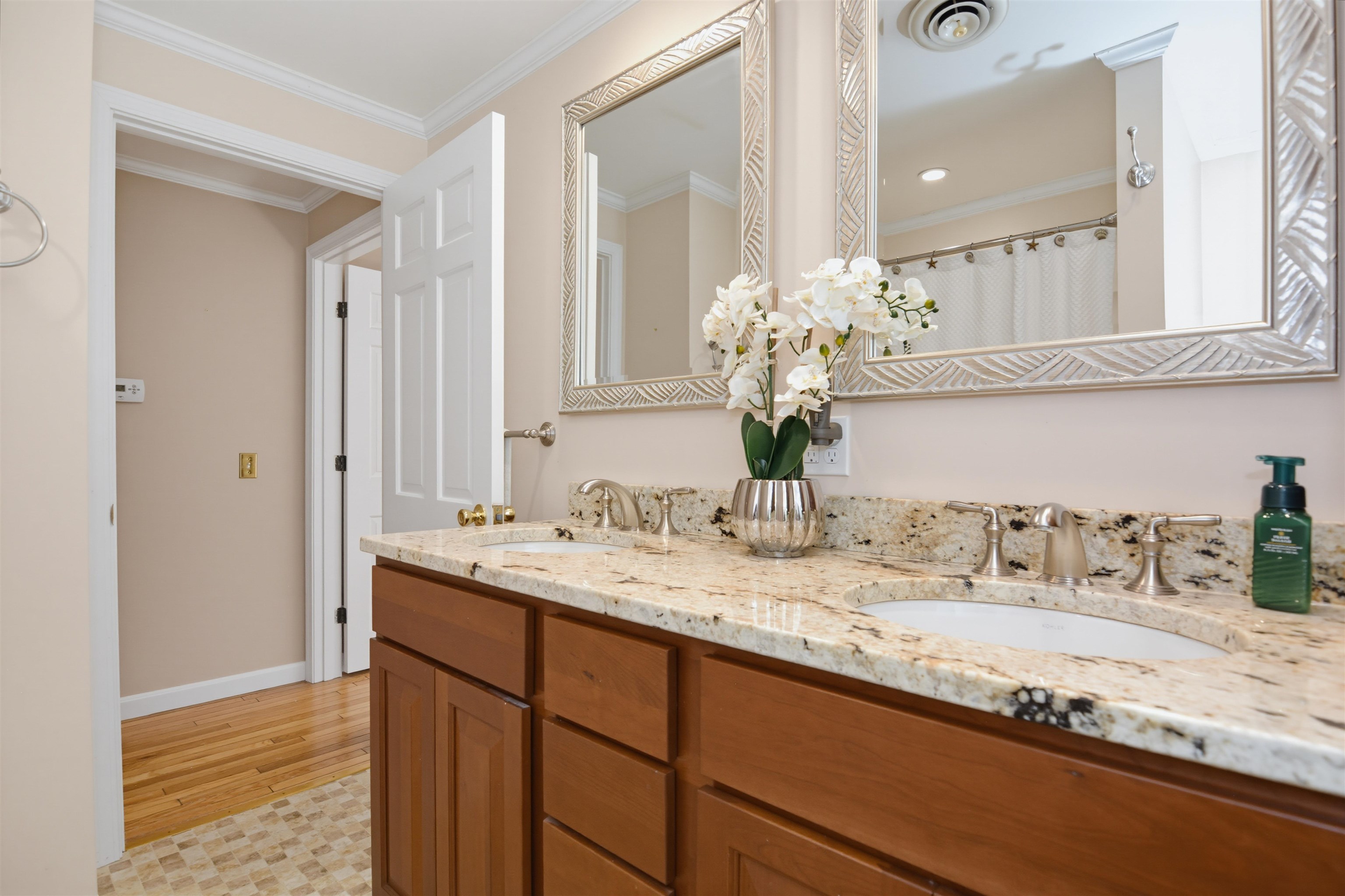 17 Olde English Road Property Photo 39