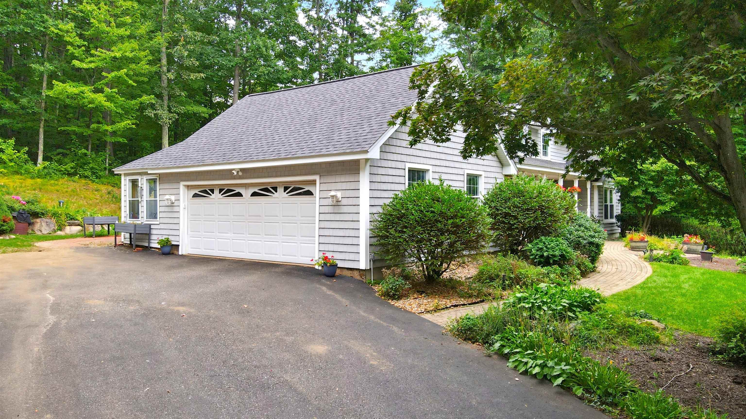 17 Olde English Road Property Photo 48