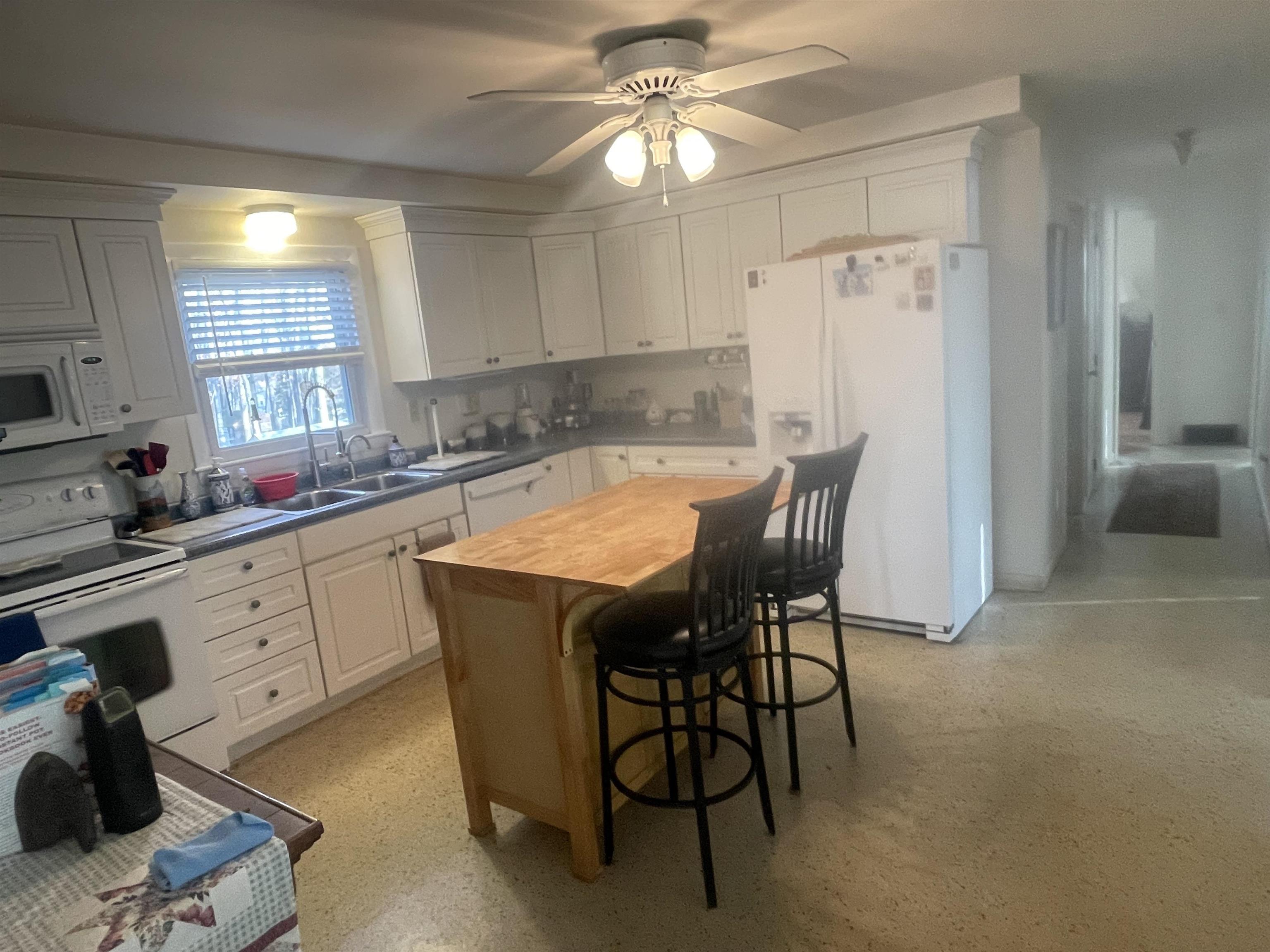 142 Constant Street Property Photo 11