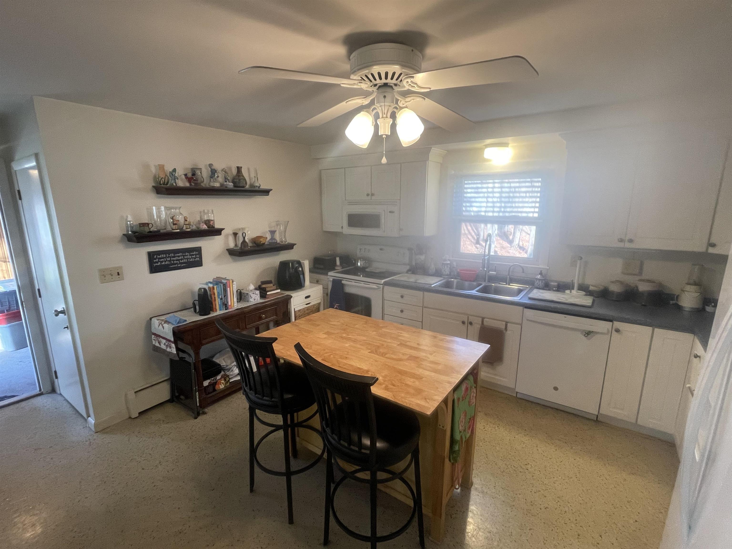 142 Constant Street Property Photo 13