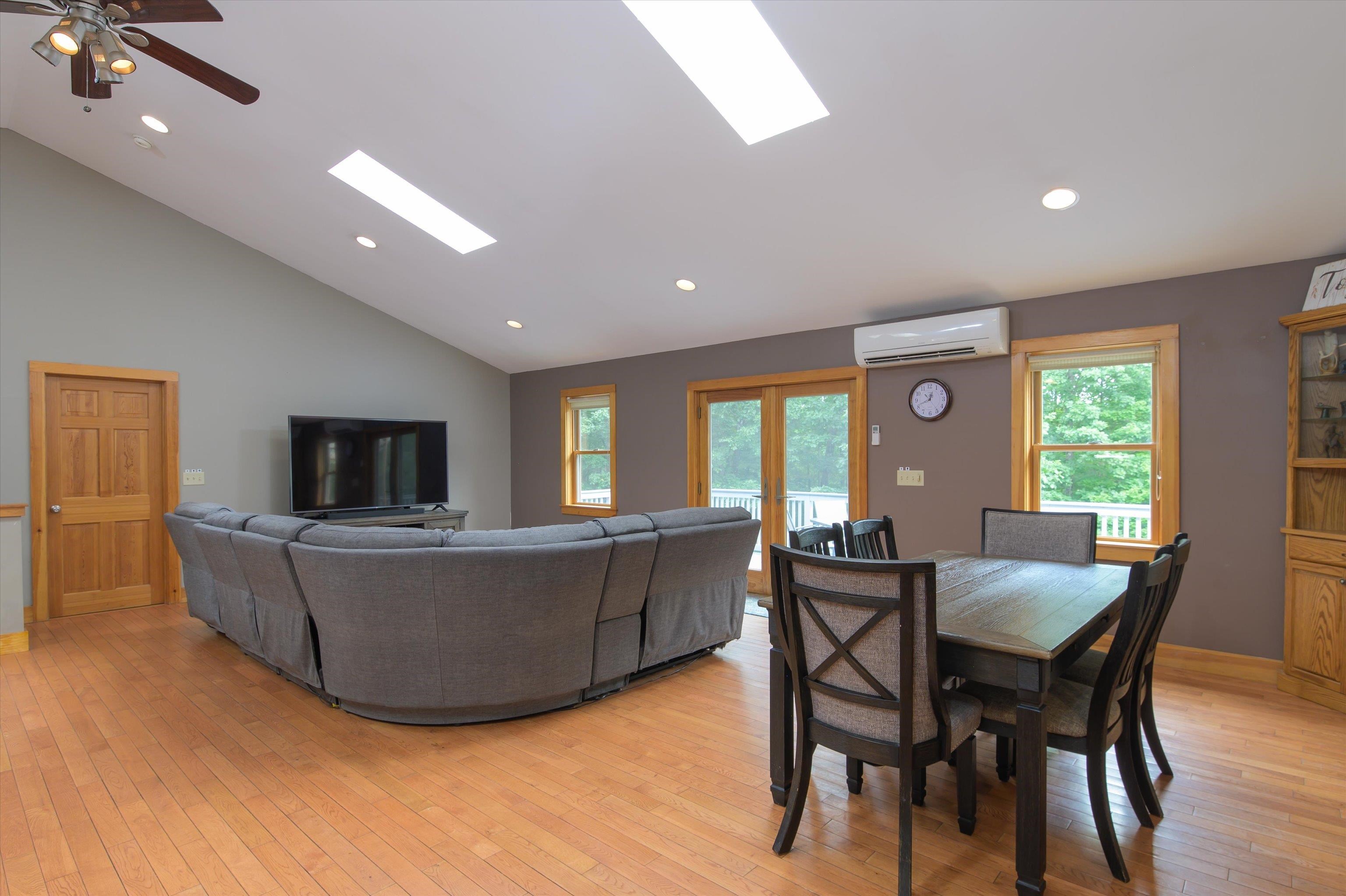 46 Pearce Circle Property Photo 15