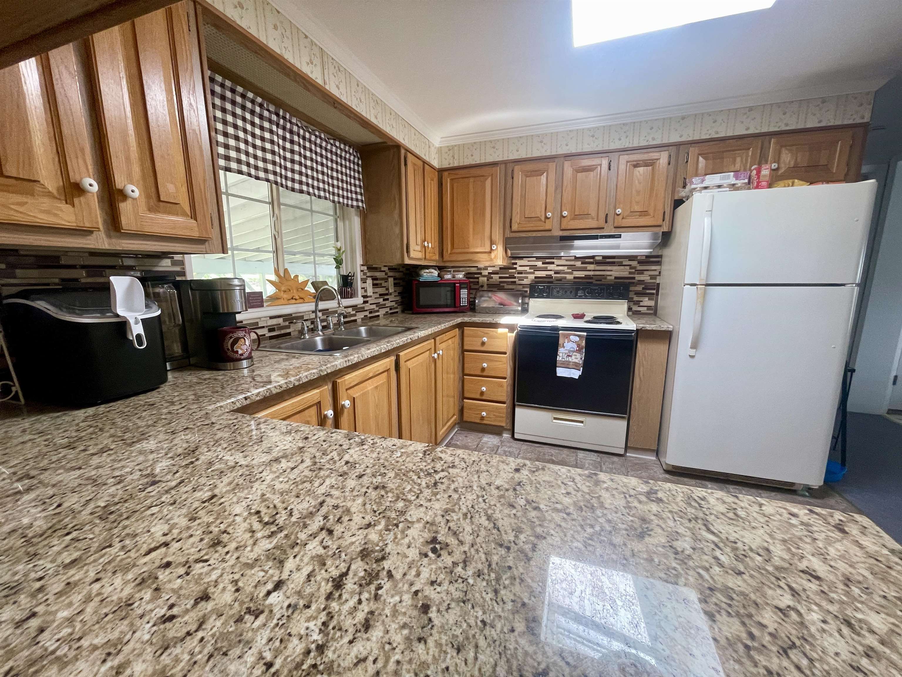 207 Donald Drive Property Photo 5