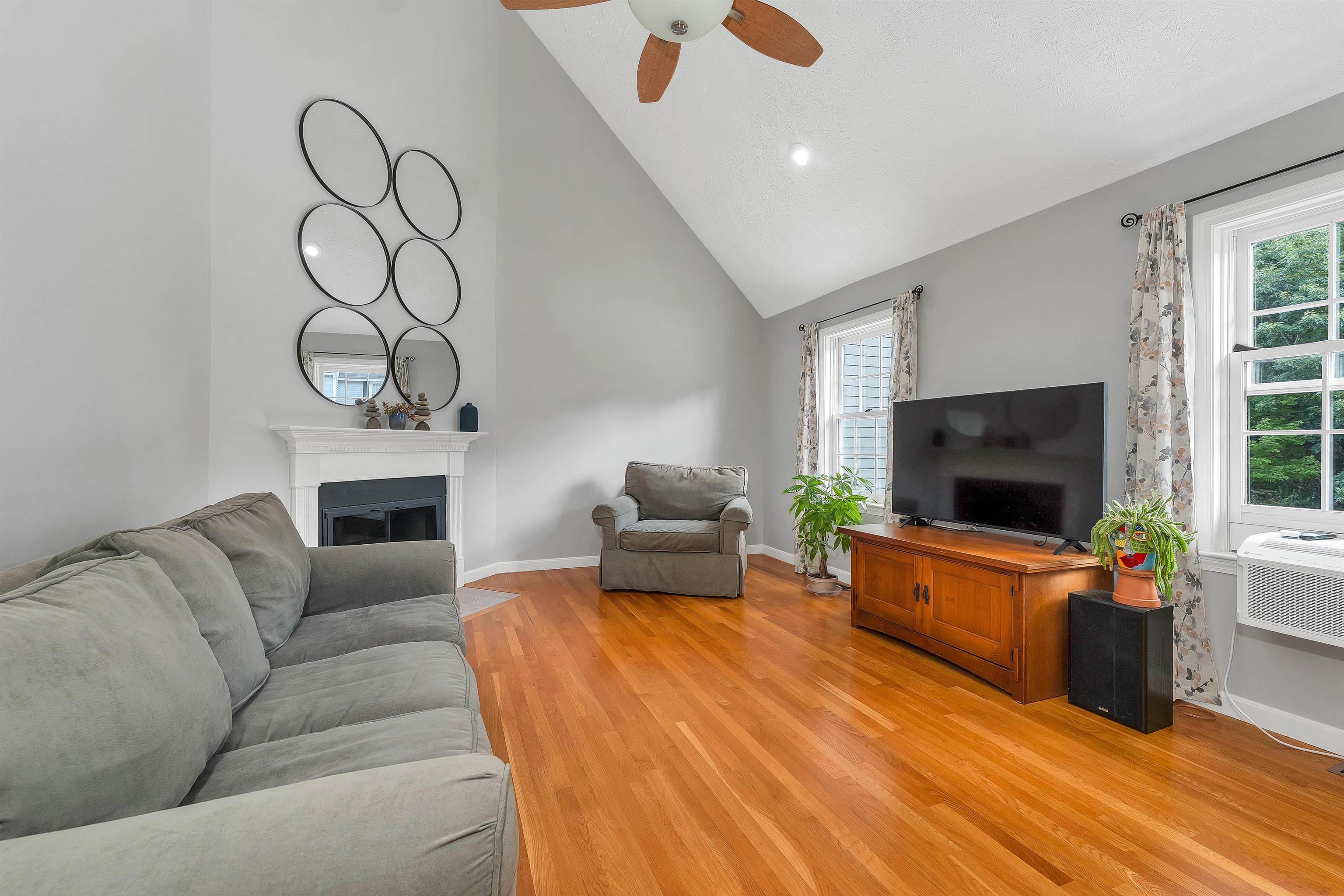 2 Rocky Ledge Road Property Photo 5