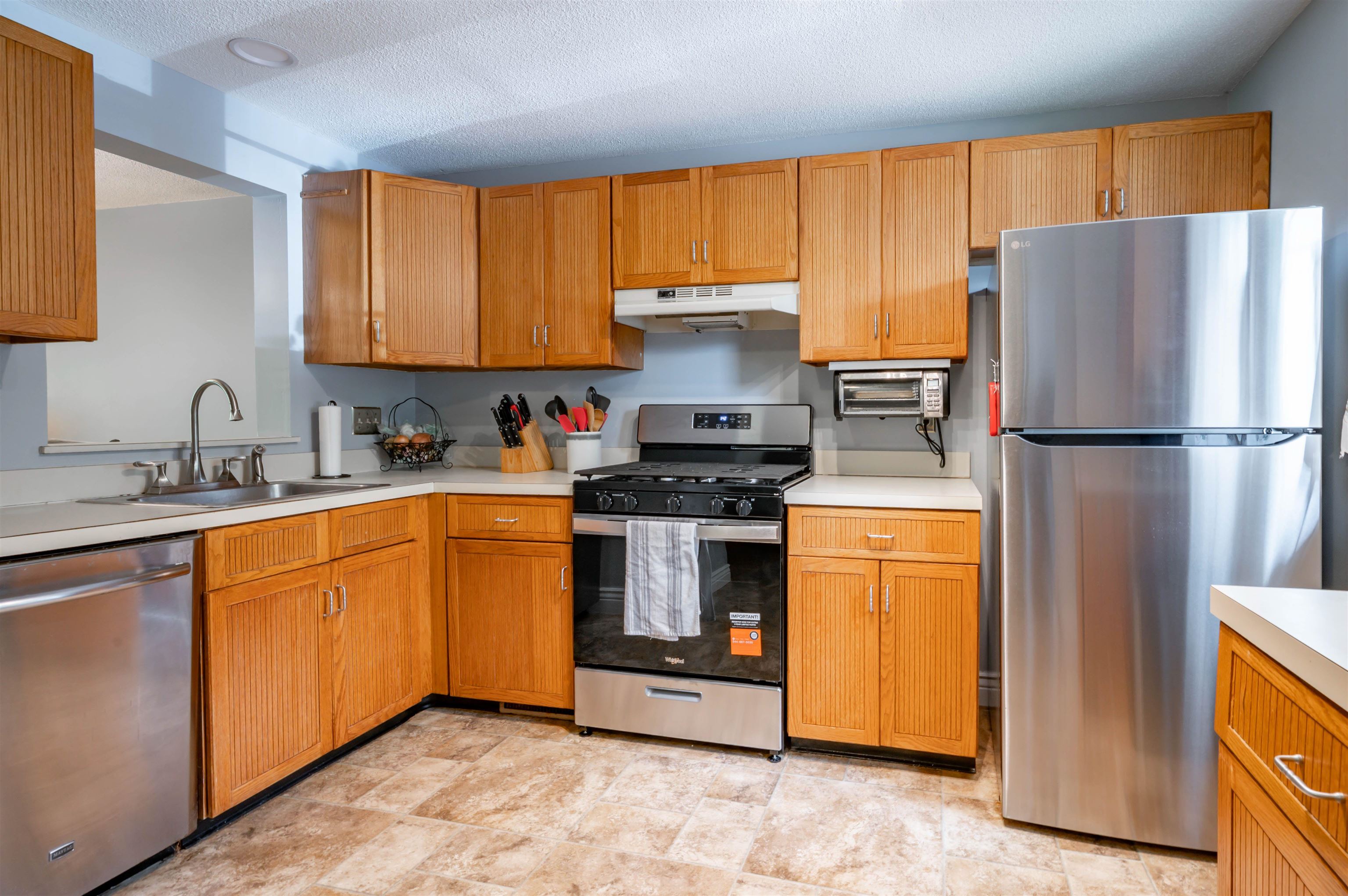 66 Merrimack Drive Property Photo 4