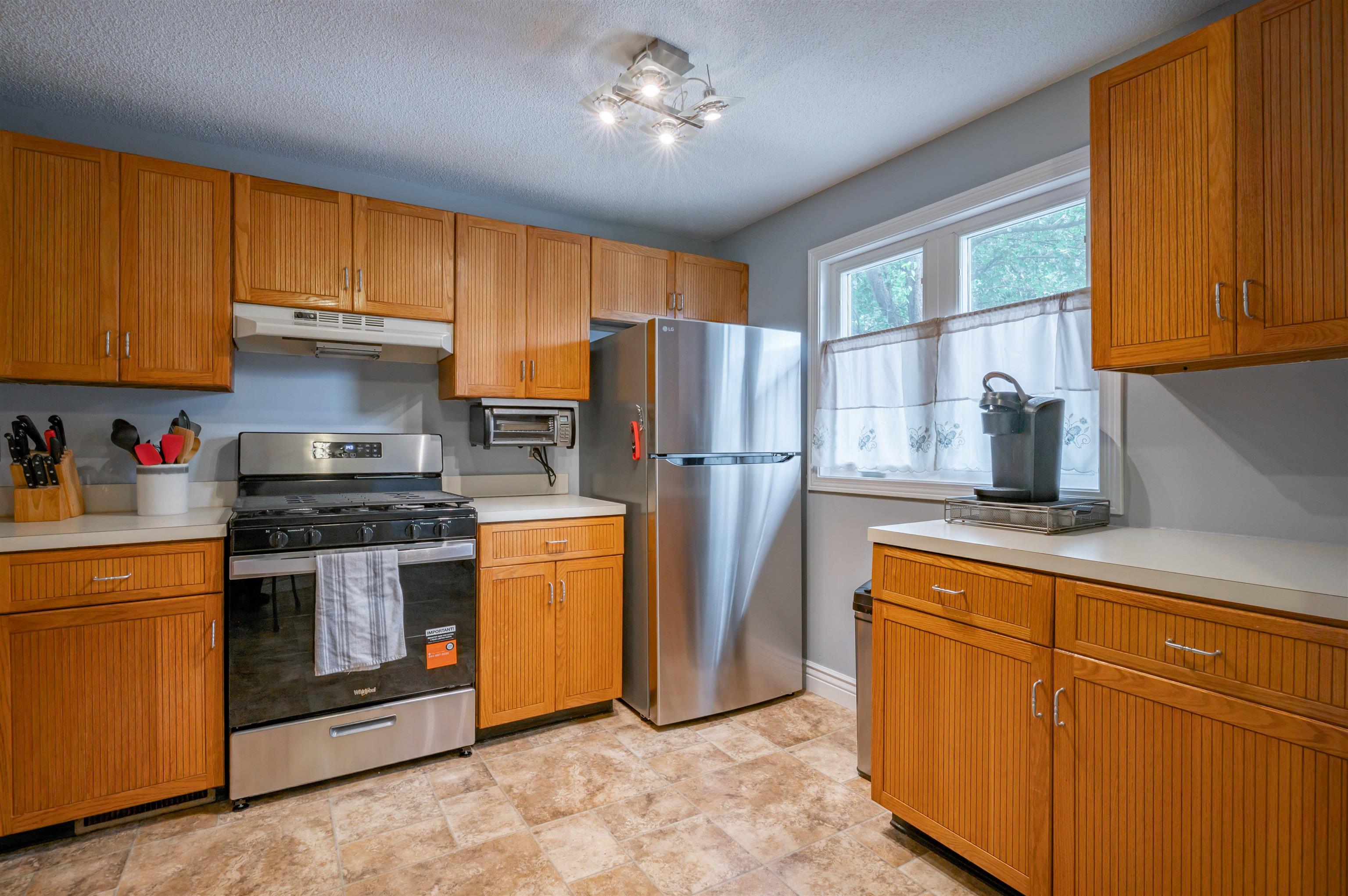 66 Merrimack Drive Property Photo 5