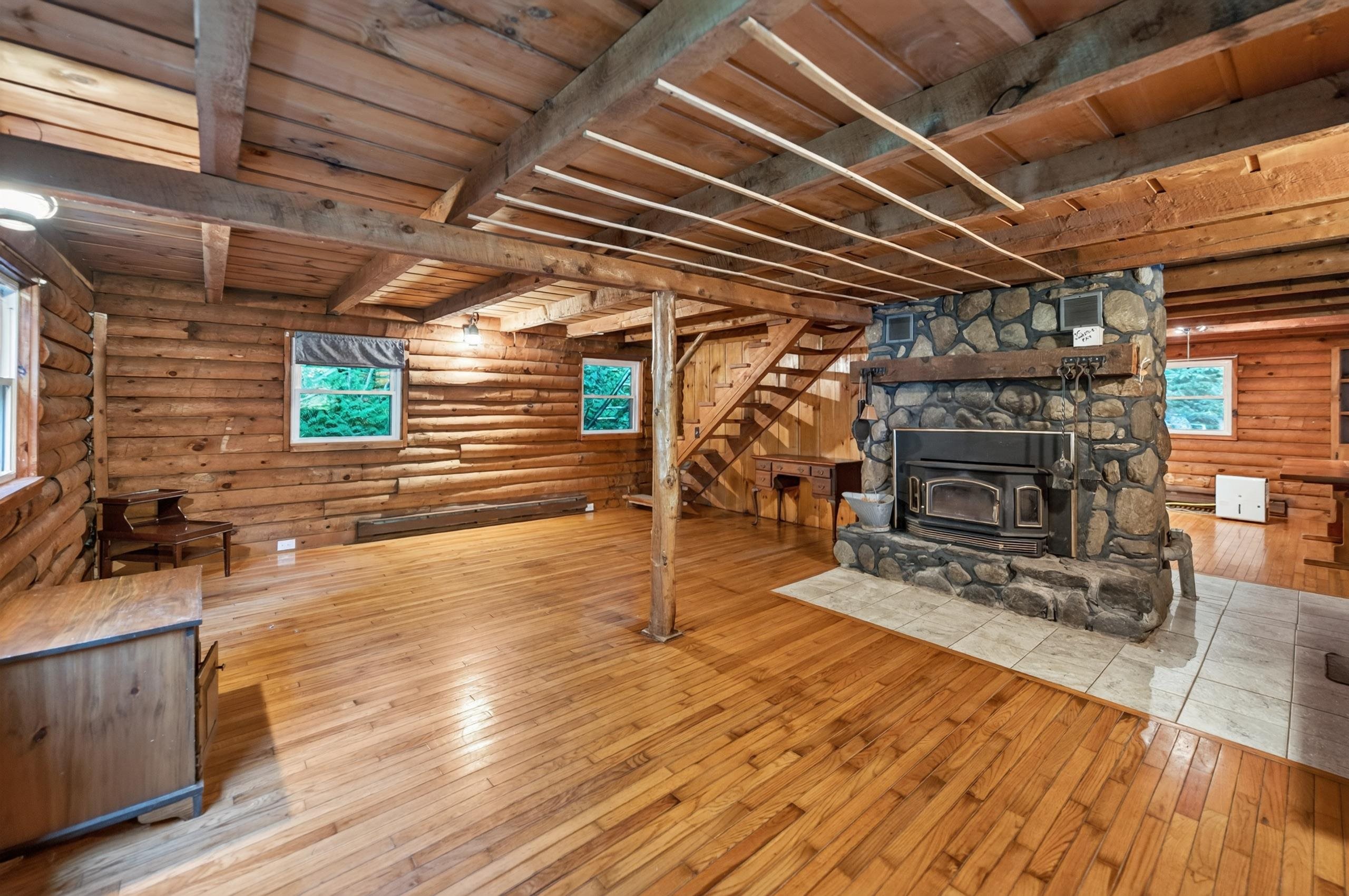 2068 South Wardsboro Road Property Photo 2