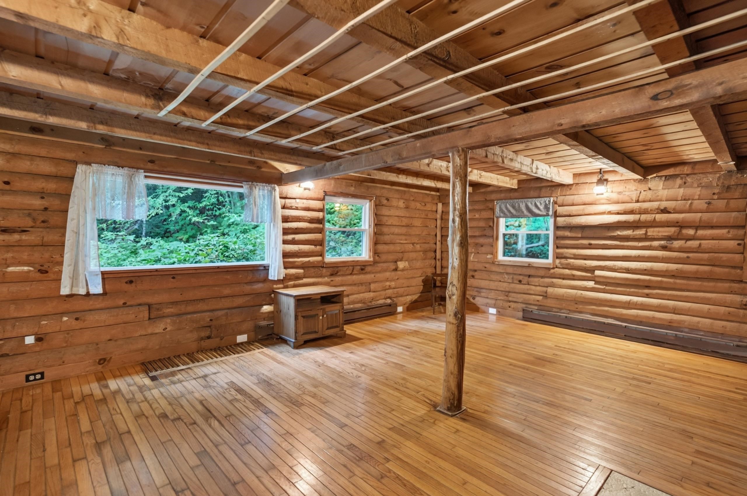 2068 South Wardsboro Road Property Photo 3