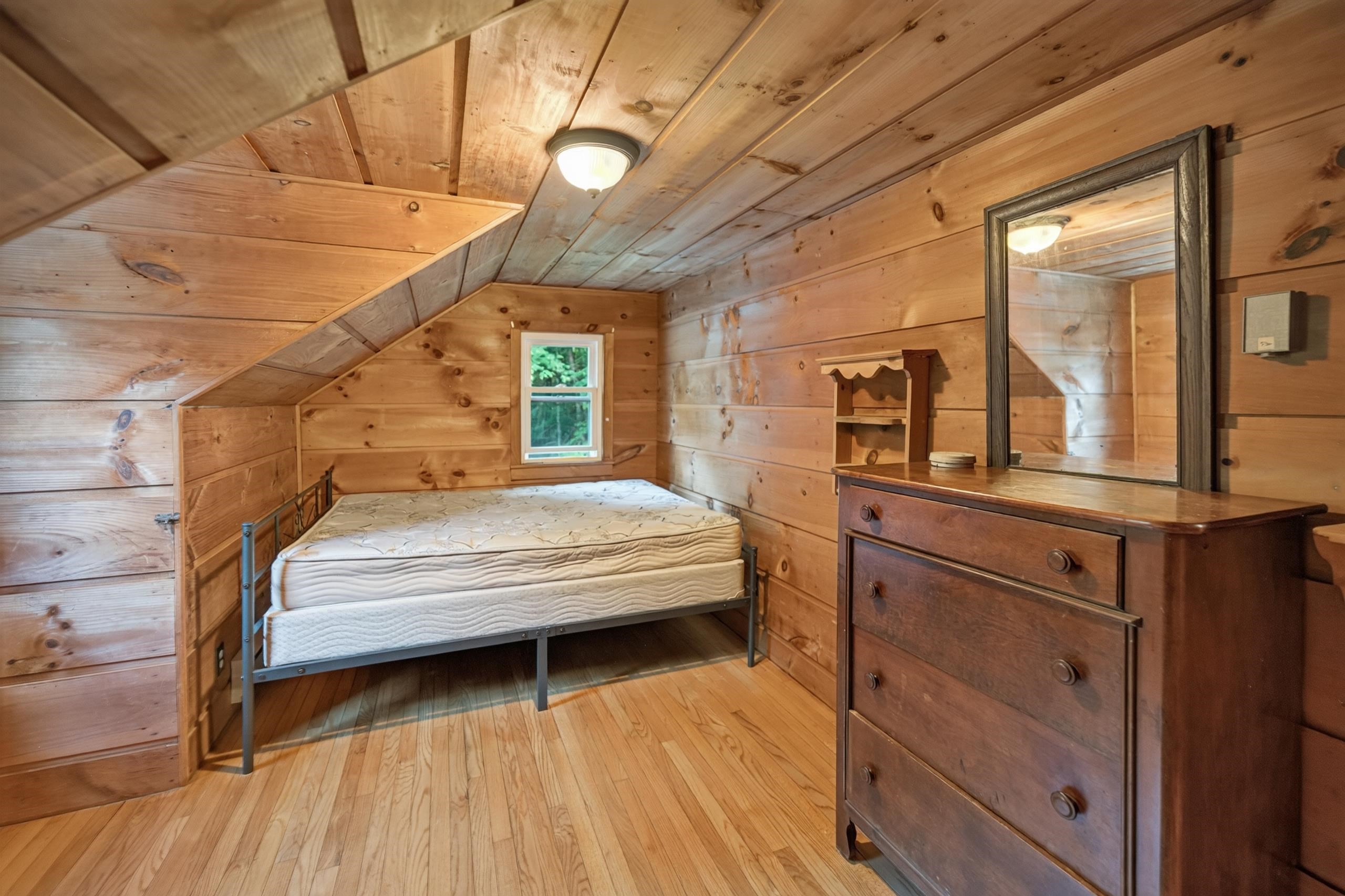 2068 South Wardsboro Road Property Photo 7
