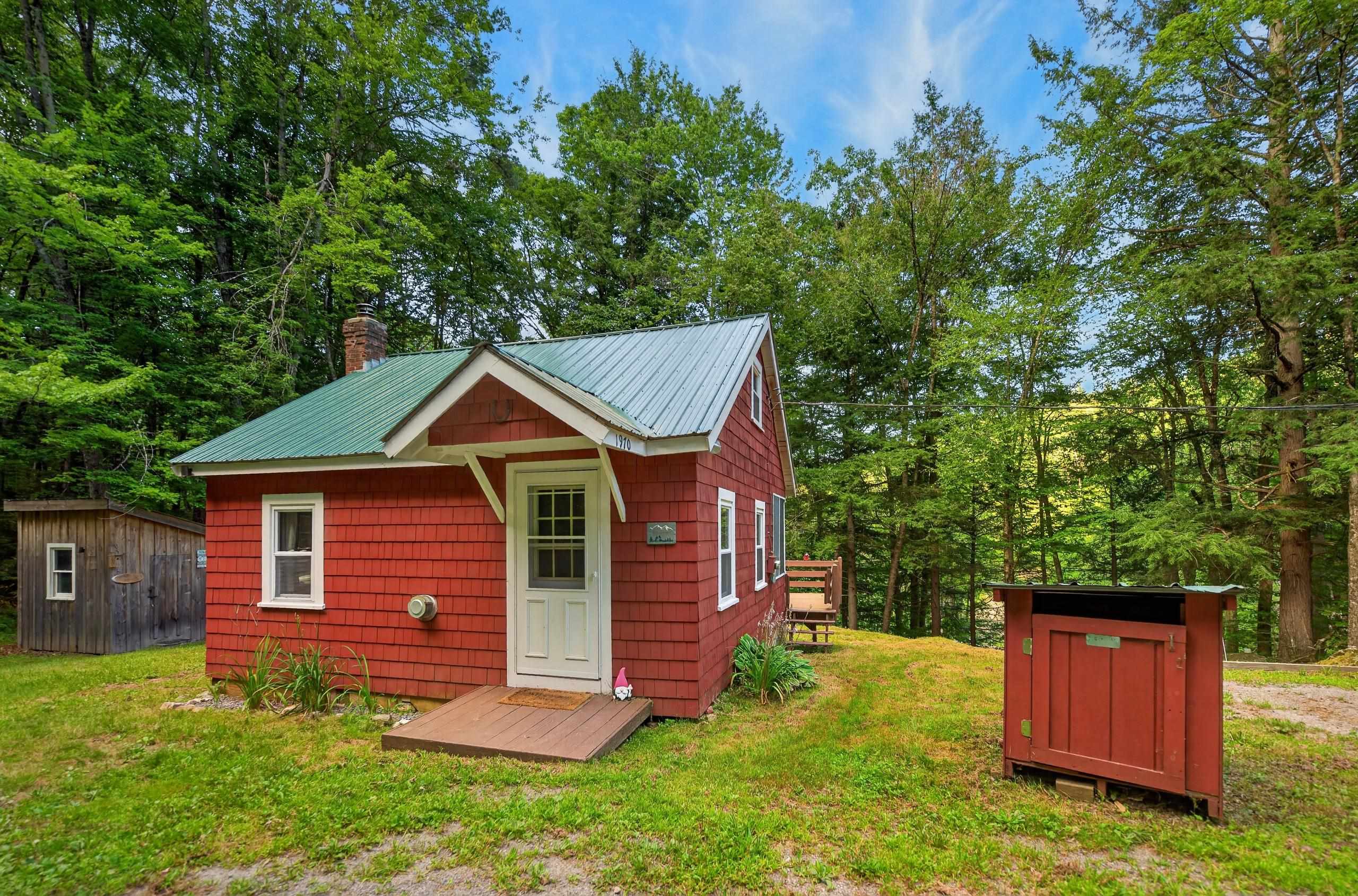 1970 South Wardsboro Road Property Photo 1