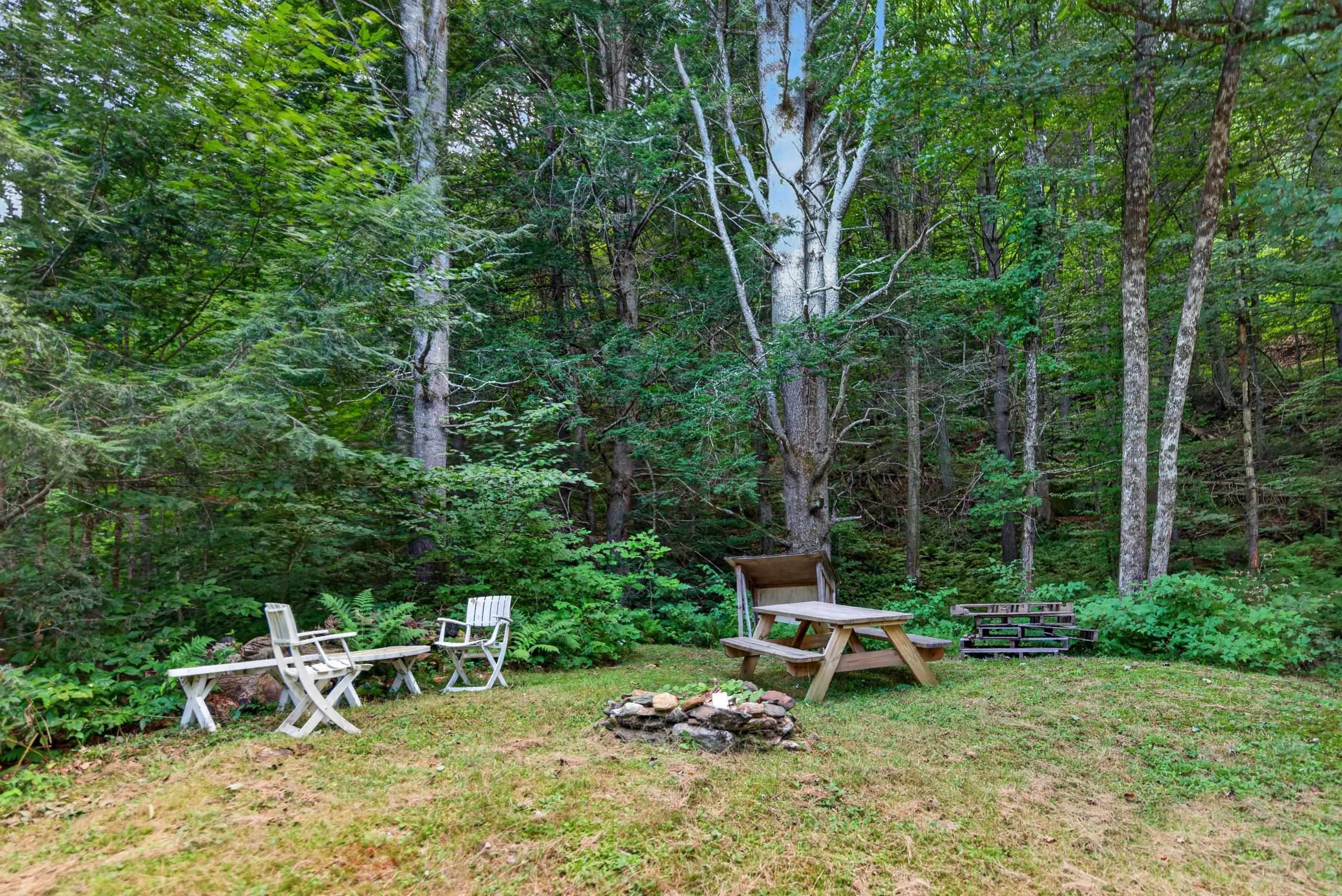 1970 South Wardsboro Road Property Photo 11