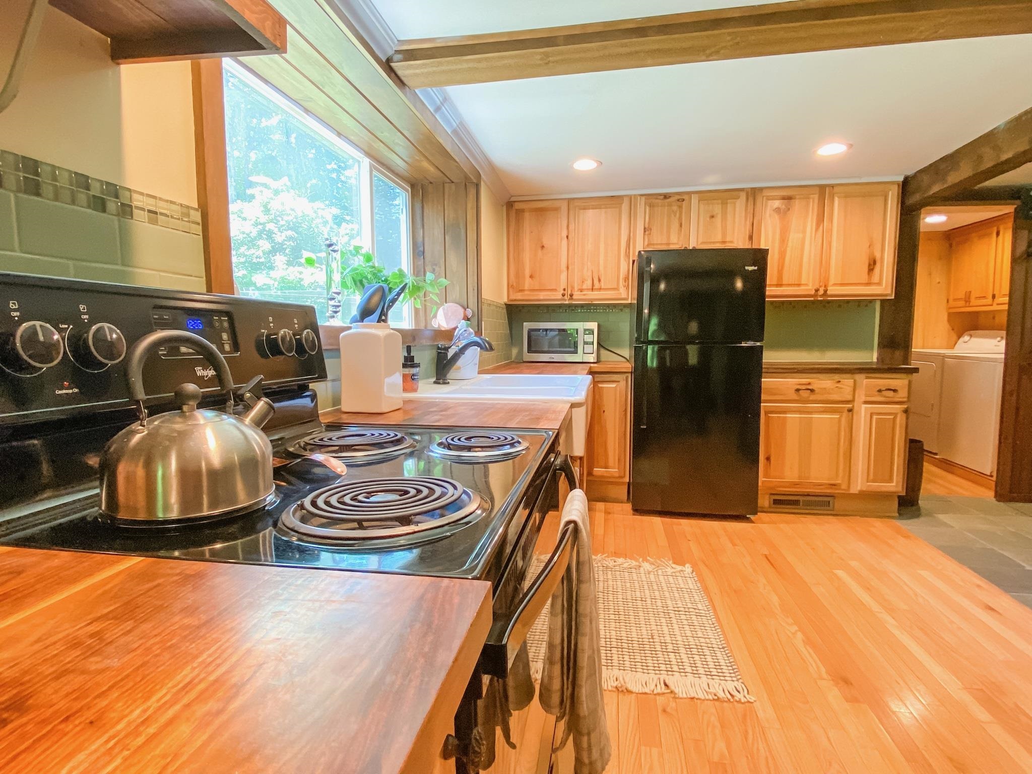112 Johnson Road Property Photo 8