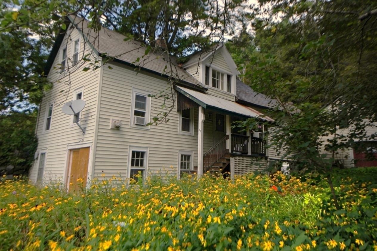 159 Lower Bartonsville Road Property Photo 2
