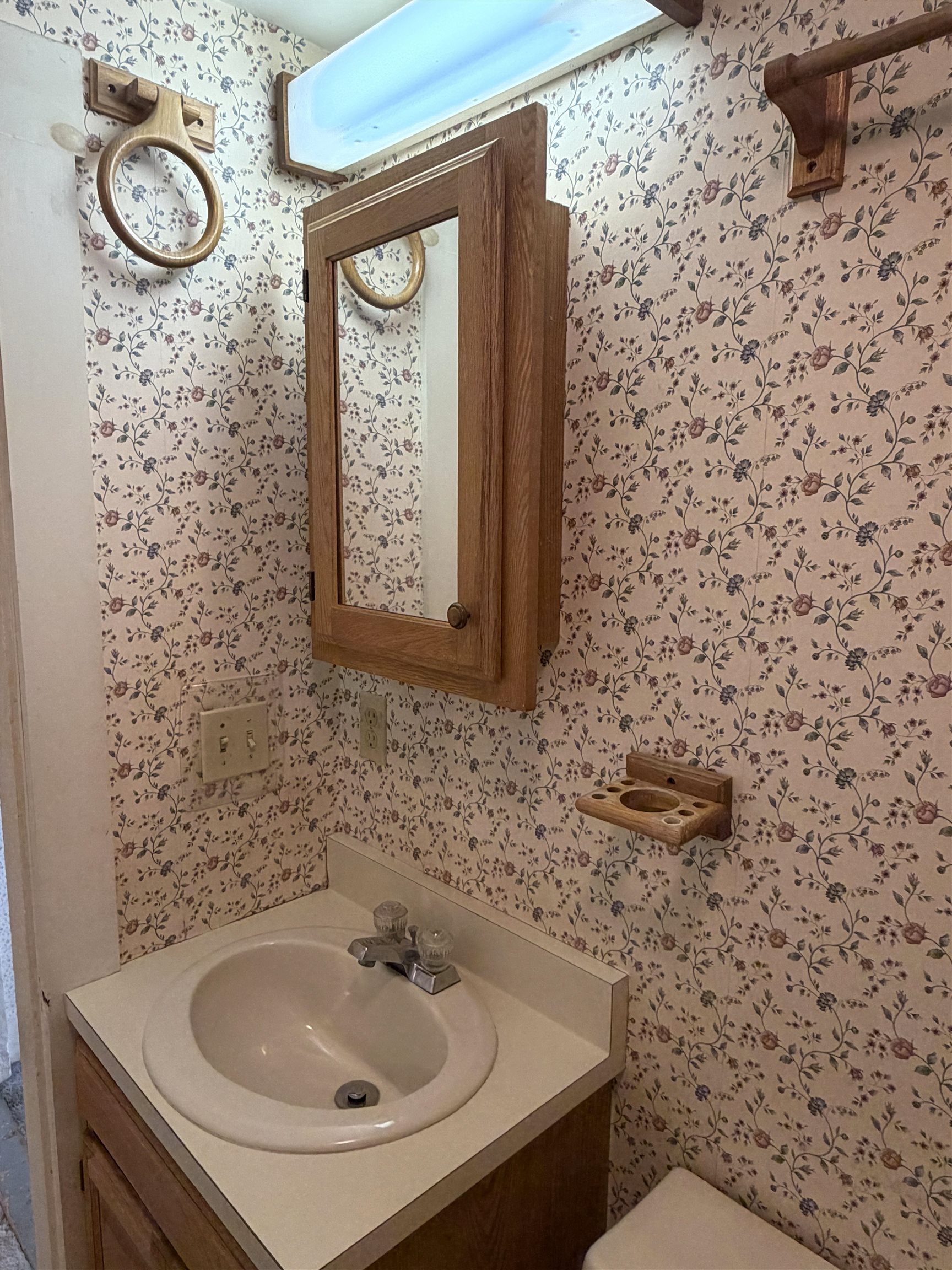 241 Batchelder Road Property Photo 30