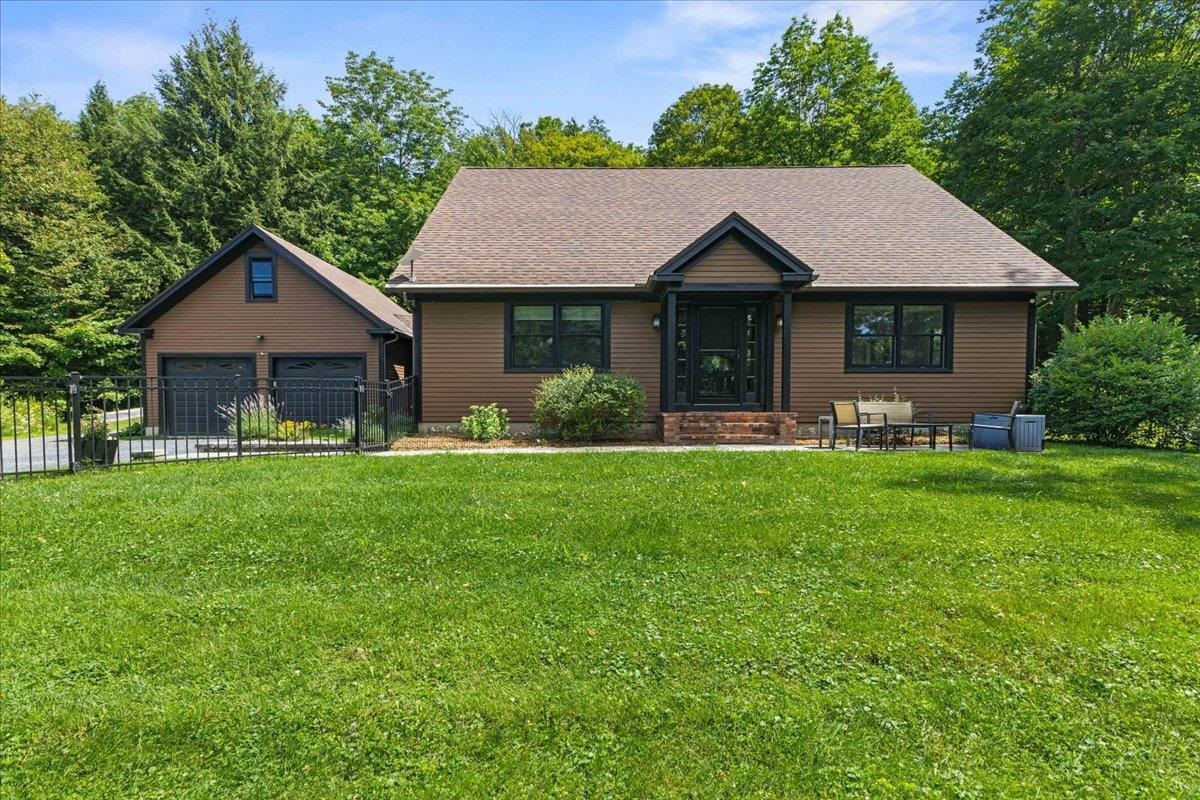 377 Elmore Mountain Road Property Photo 4