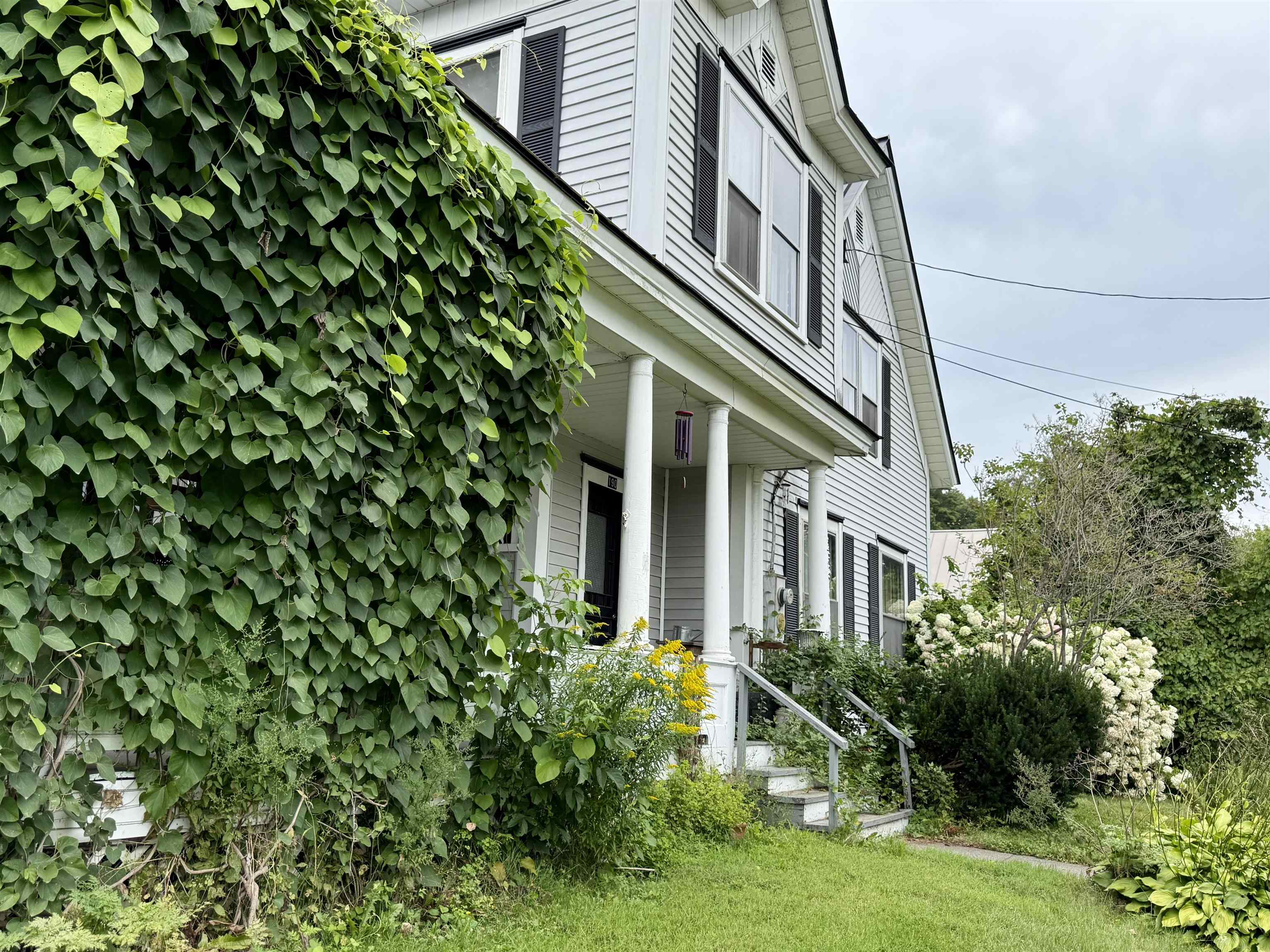 190 Pleasant Street Property Photo 5