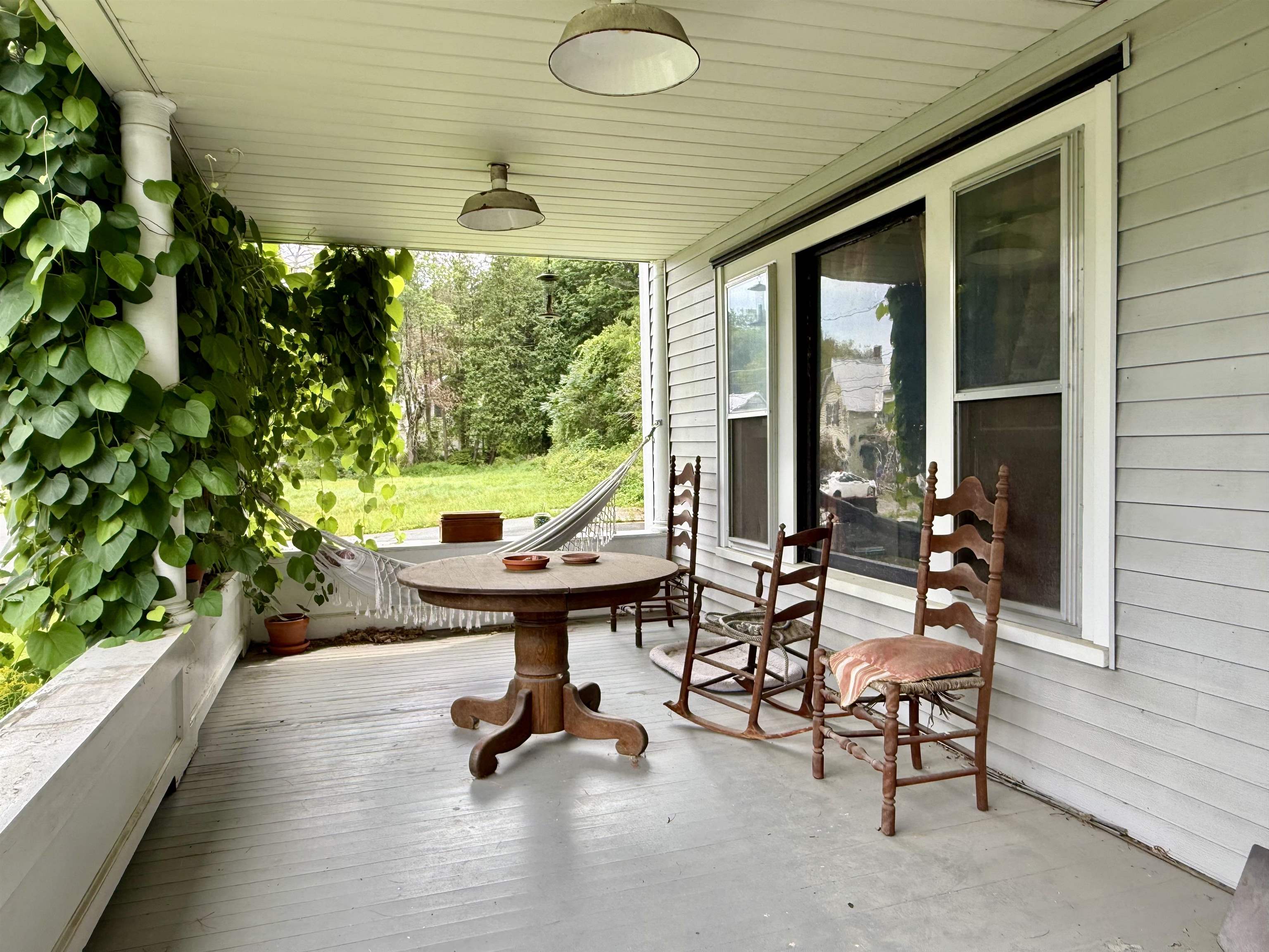 190 Pleasant Street Property Photo 6