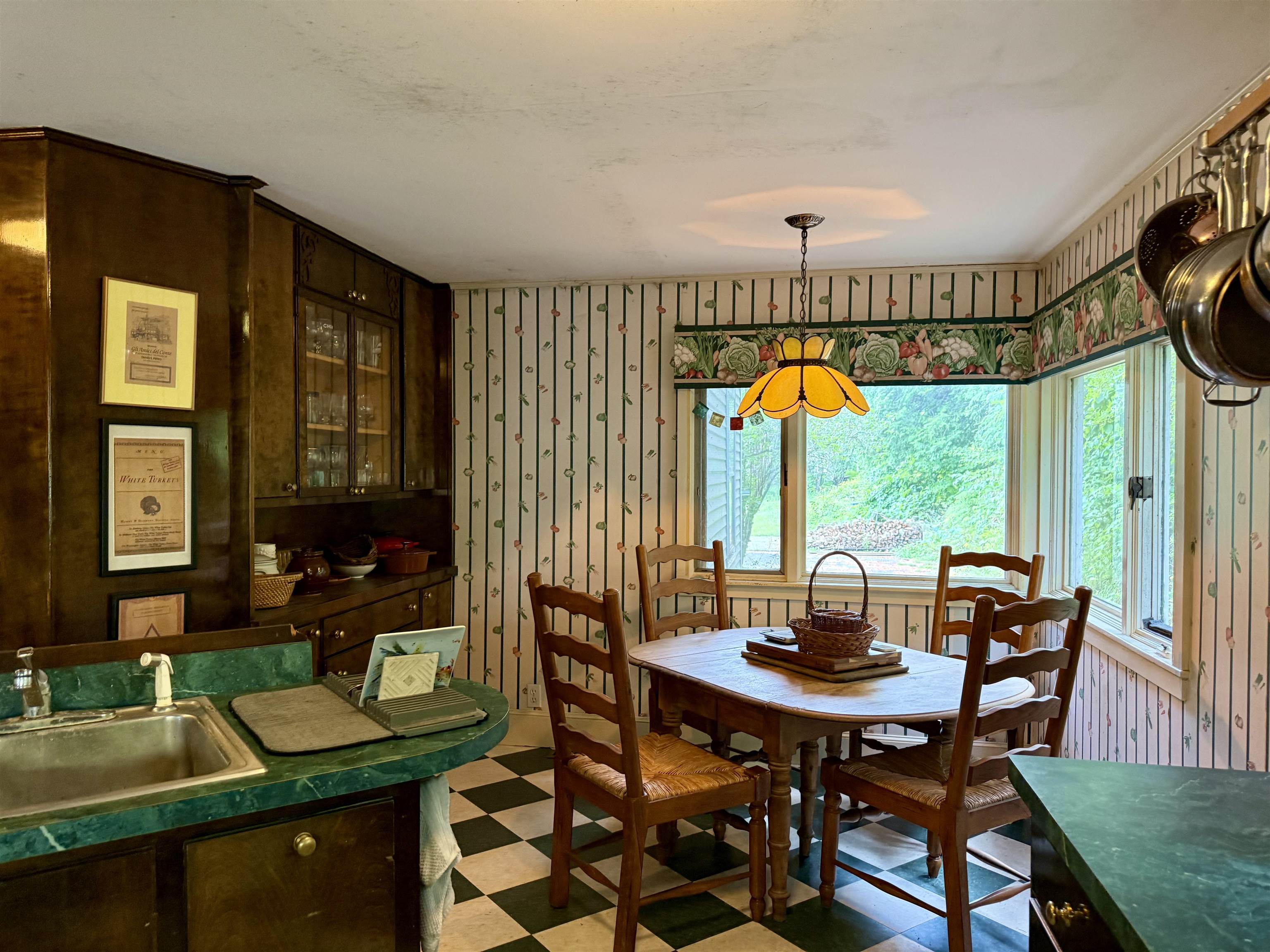 190 Pleasant Street Property Photo 25