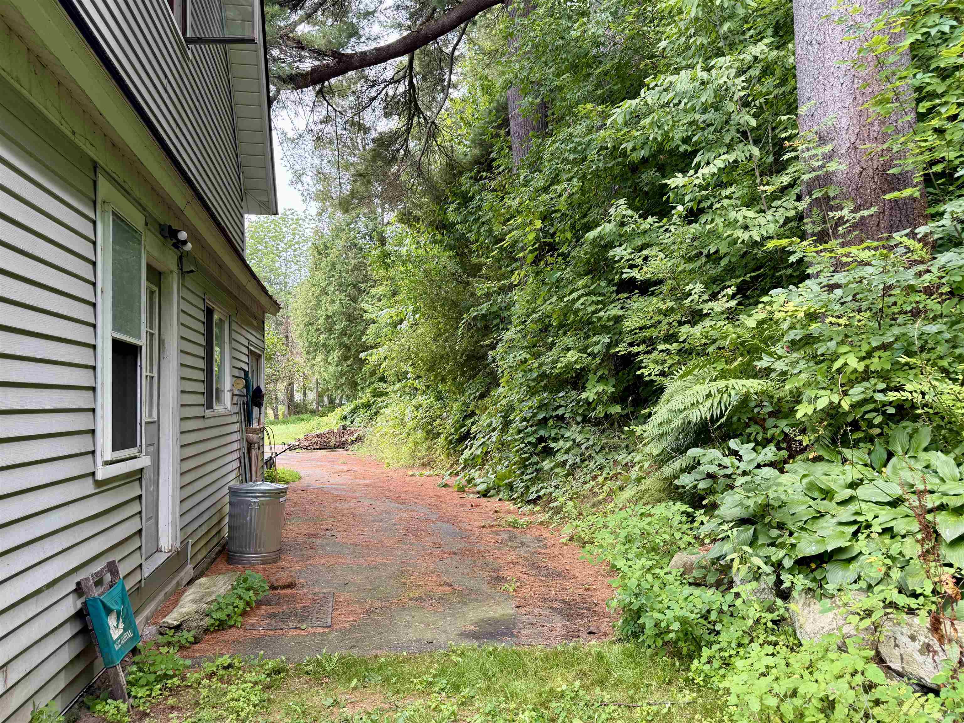 190 Pleasant Street Property Photo 32