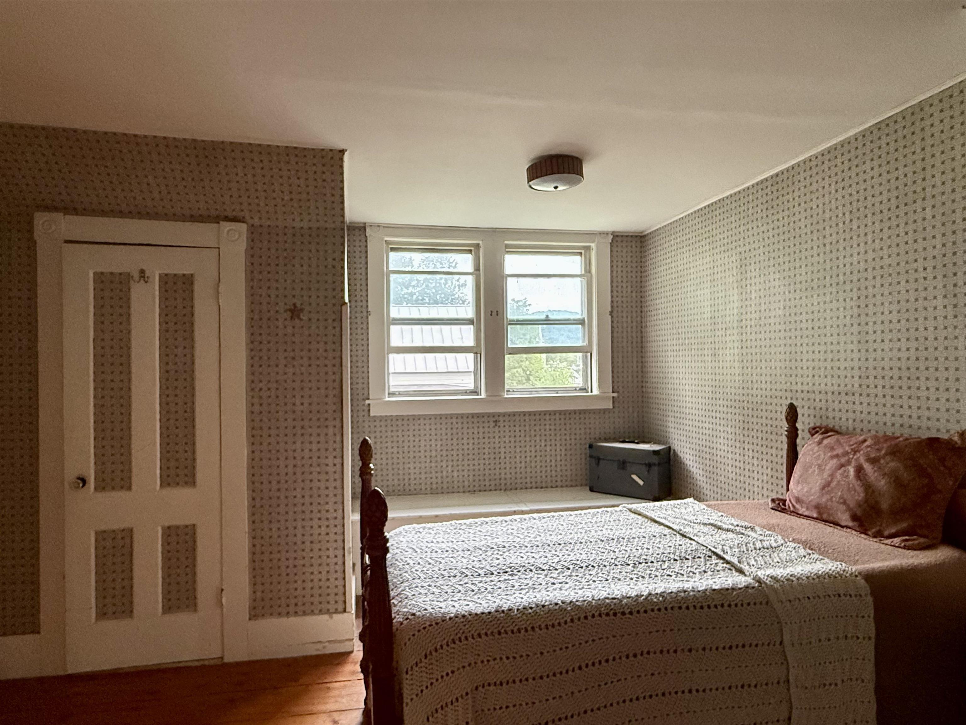 190 Pleasant Street Property Photo 48