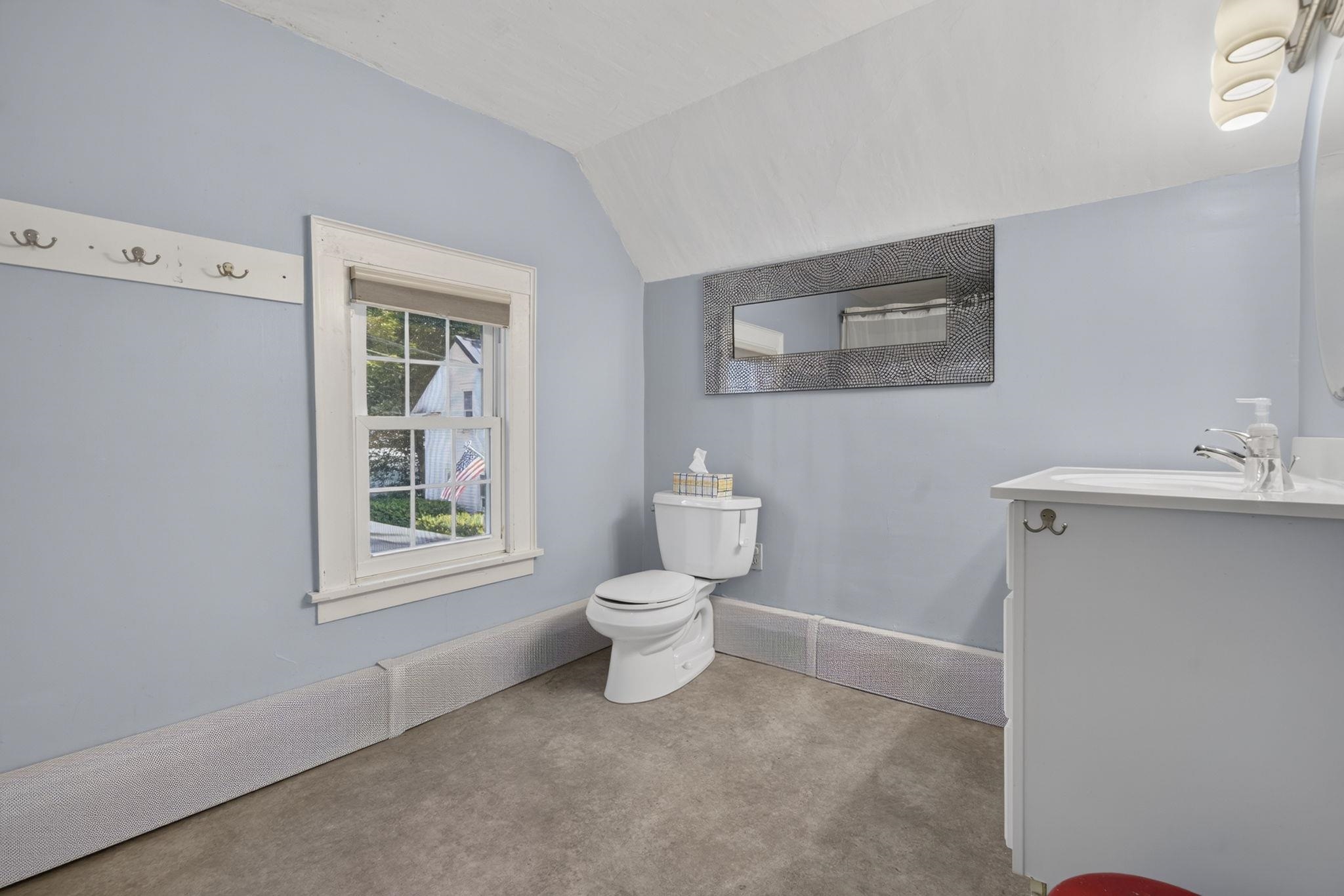 66 Crescent Street Property Photo 24