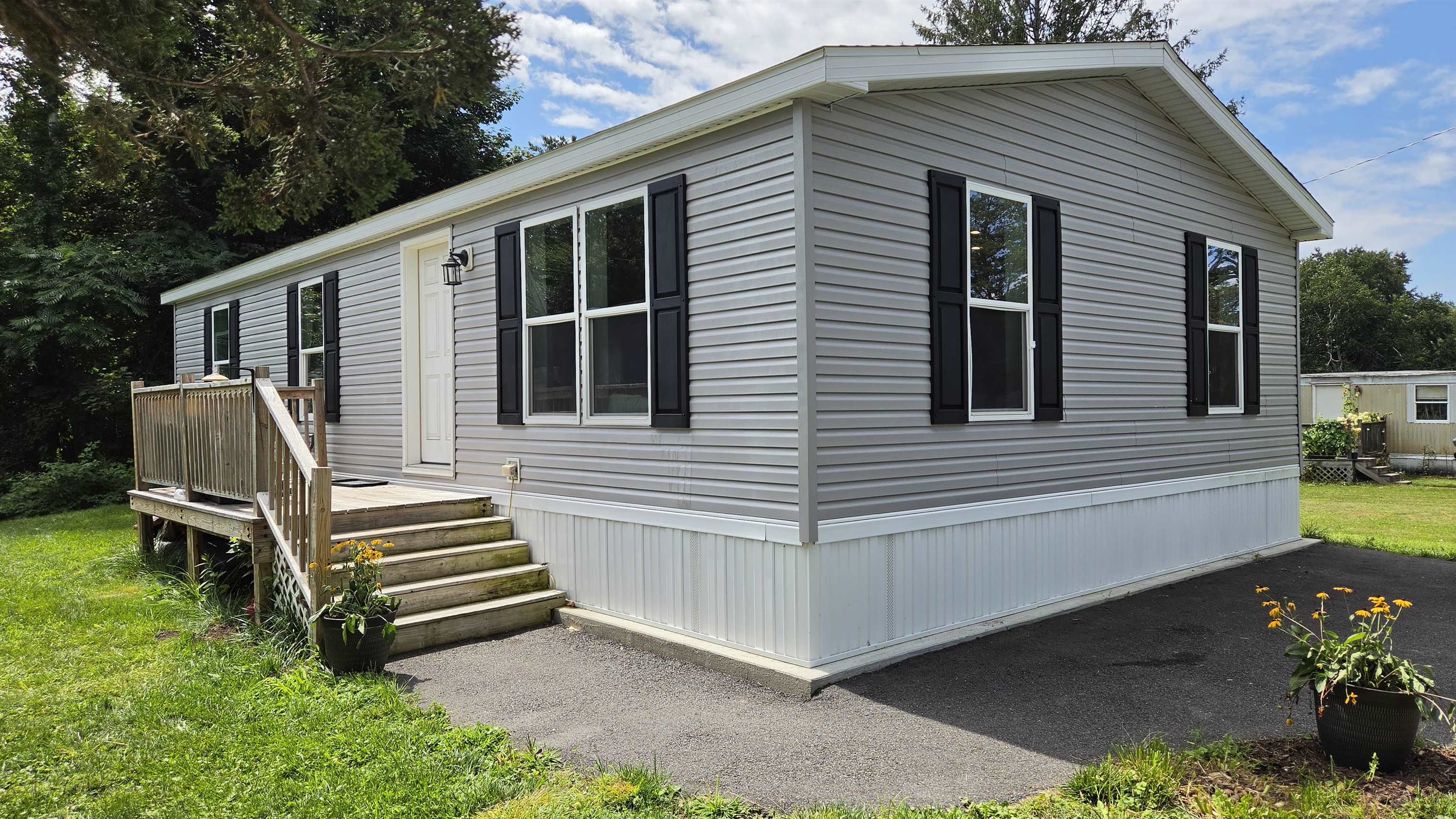 85 Coffin Road Property Photo 1