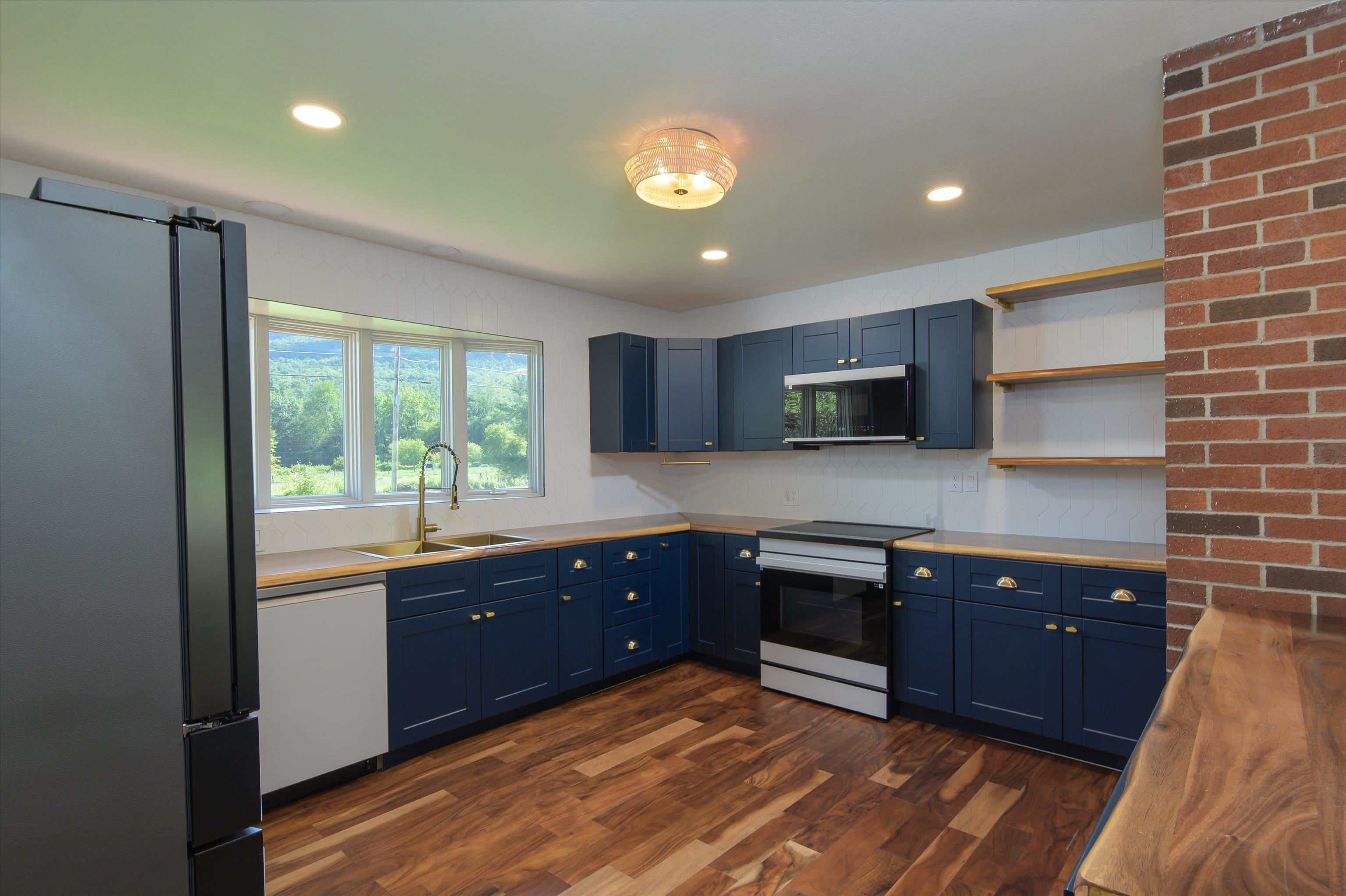 1141 Burgess Road Property Photo 7