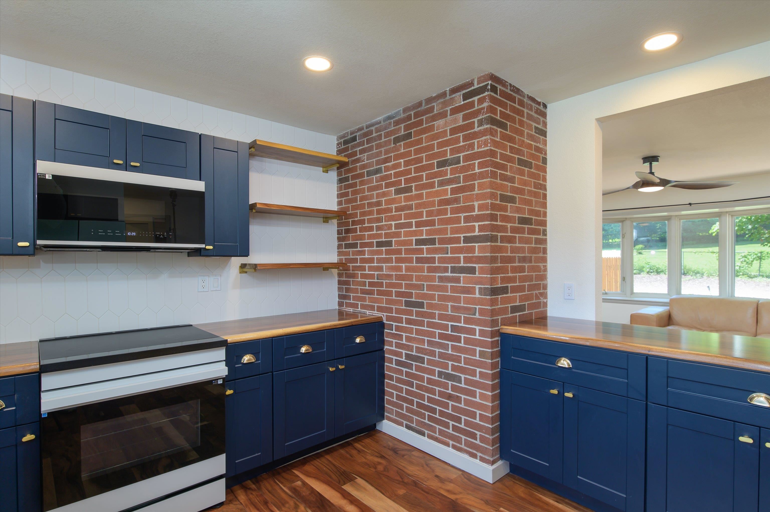 1141 Burgess Road Property Photo 9