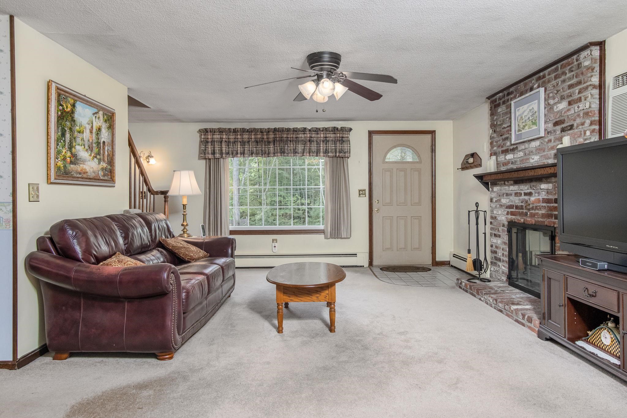 8 Lantern Lane Property Photo 15