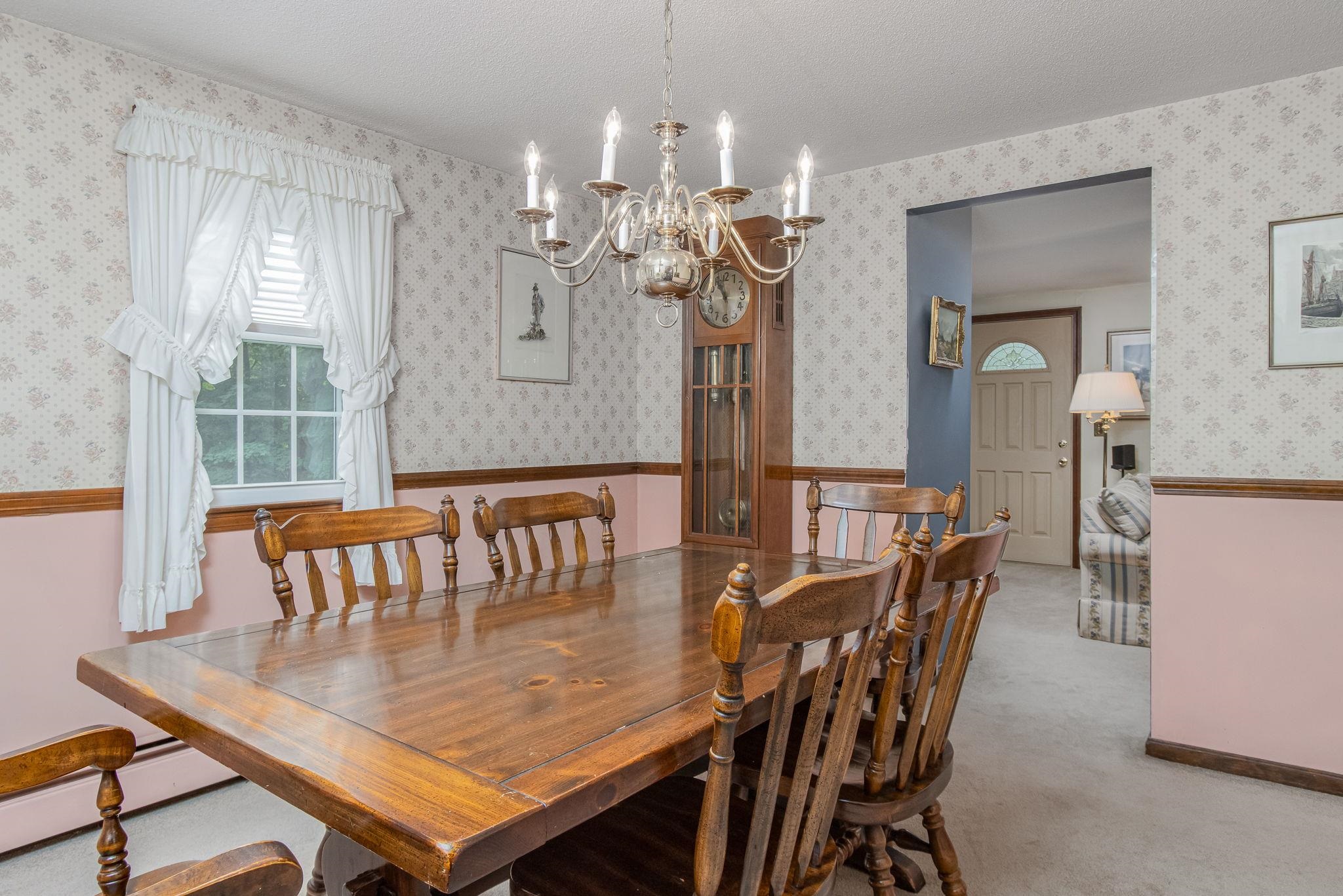 8 Lantern Lane Property Photo 22