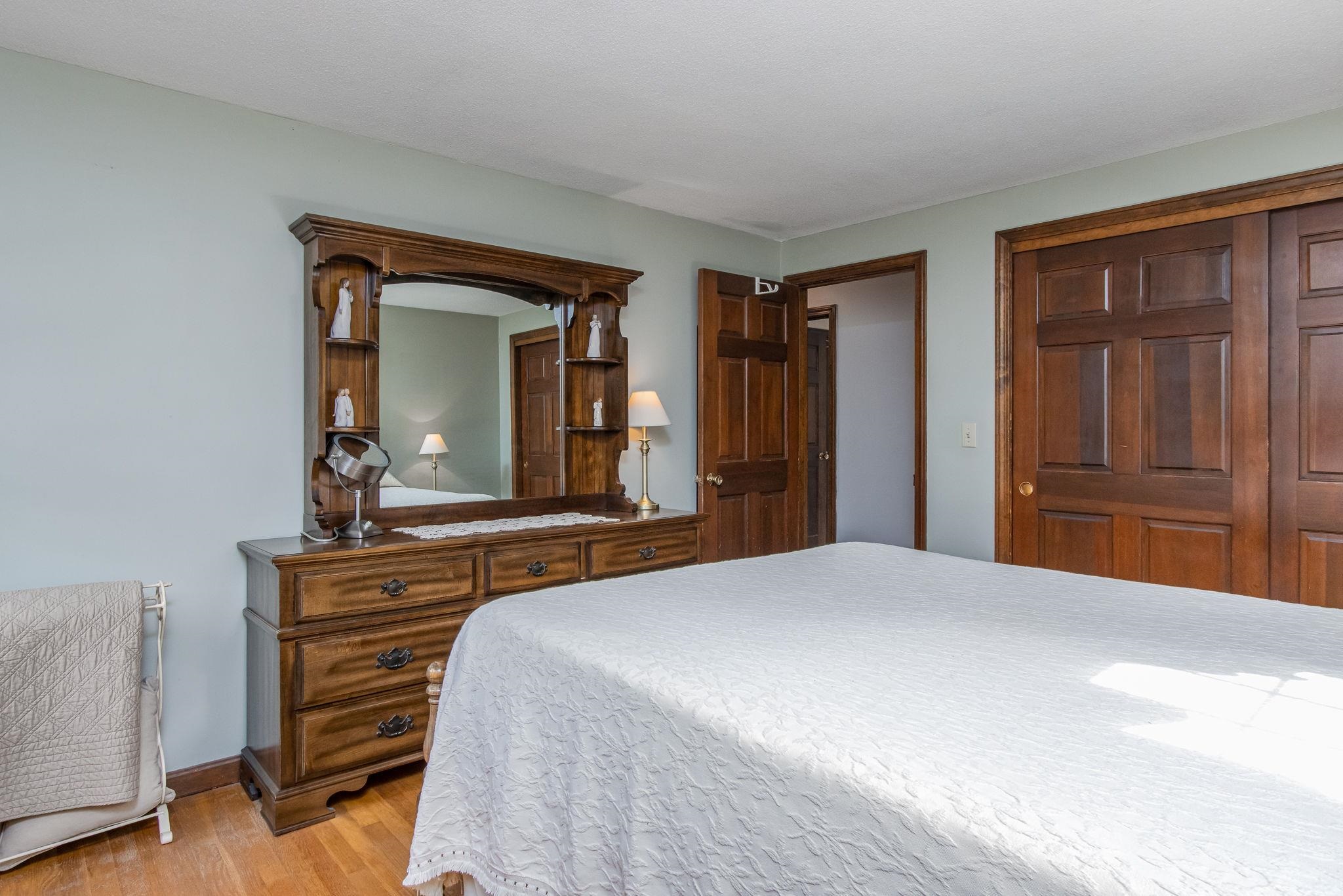 8 Lantern Lane Property Photo 28