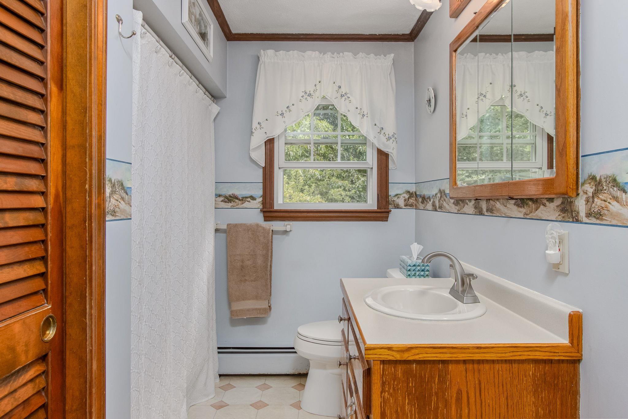 8 Lantern Lane Property Photo 35