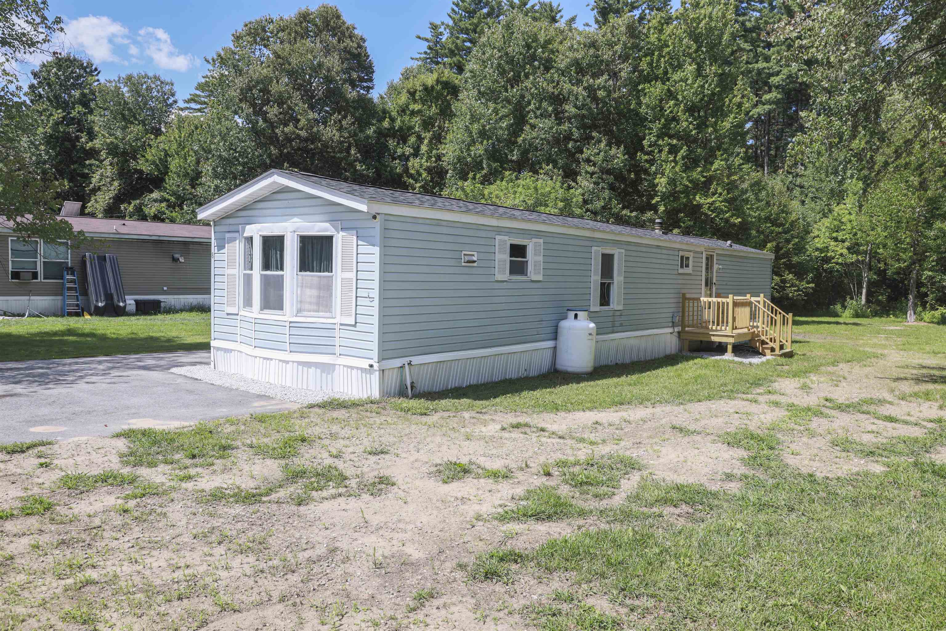 8 Mark Drive Property Photo 5