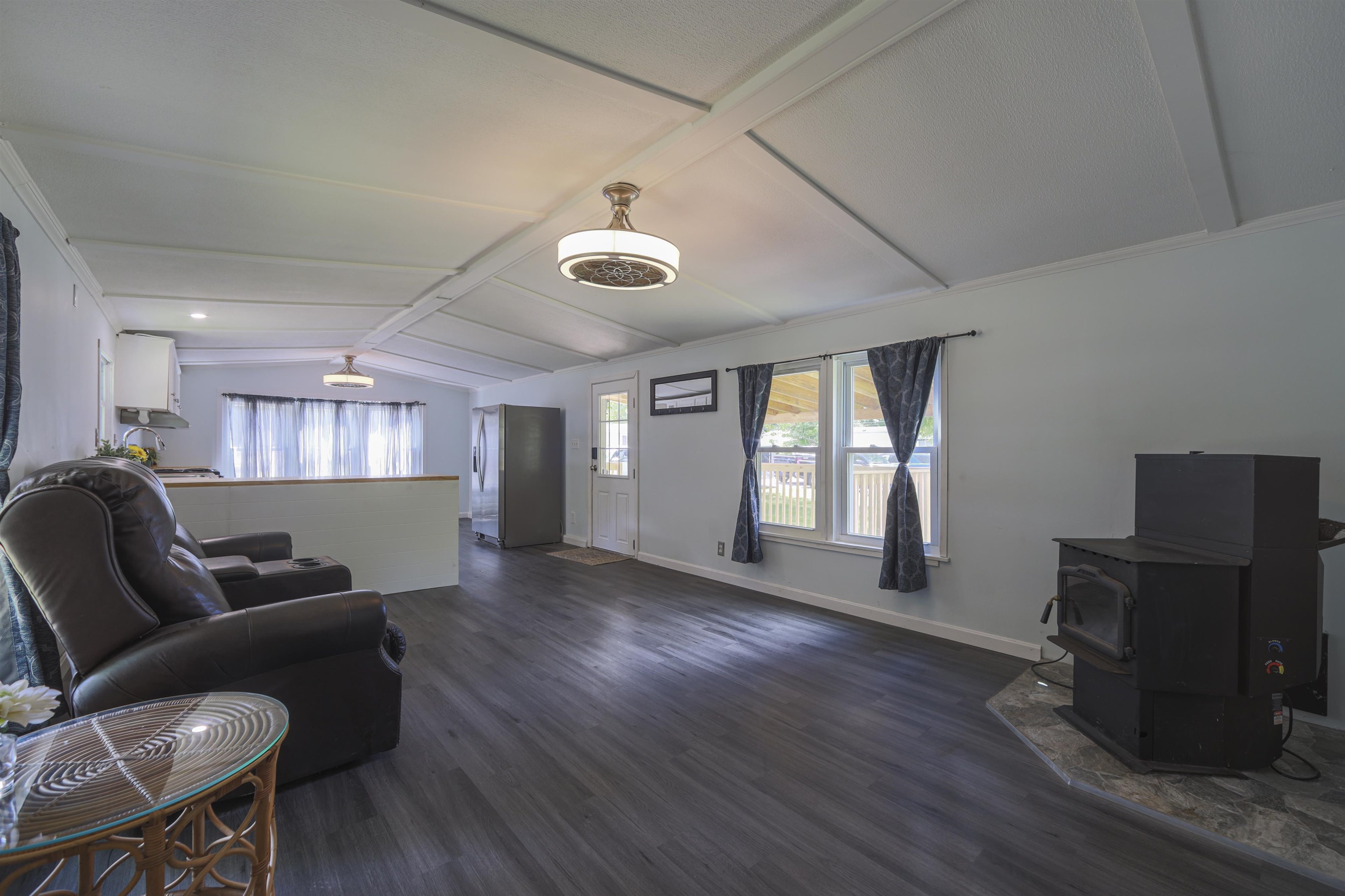 8 Mark Drive Property Photo 15