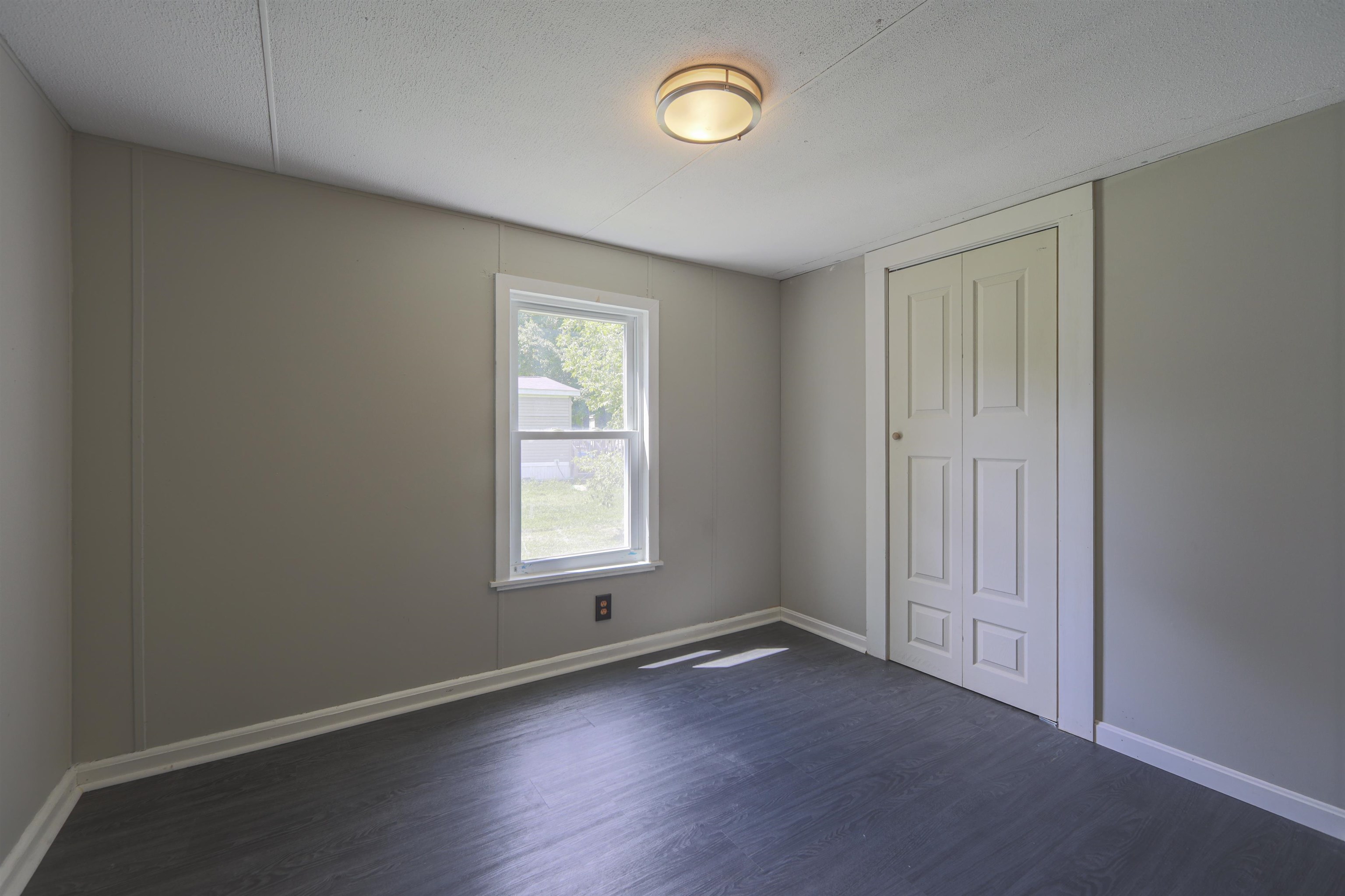 8 Mark Drive Property Photo 17