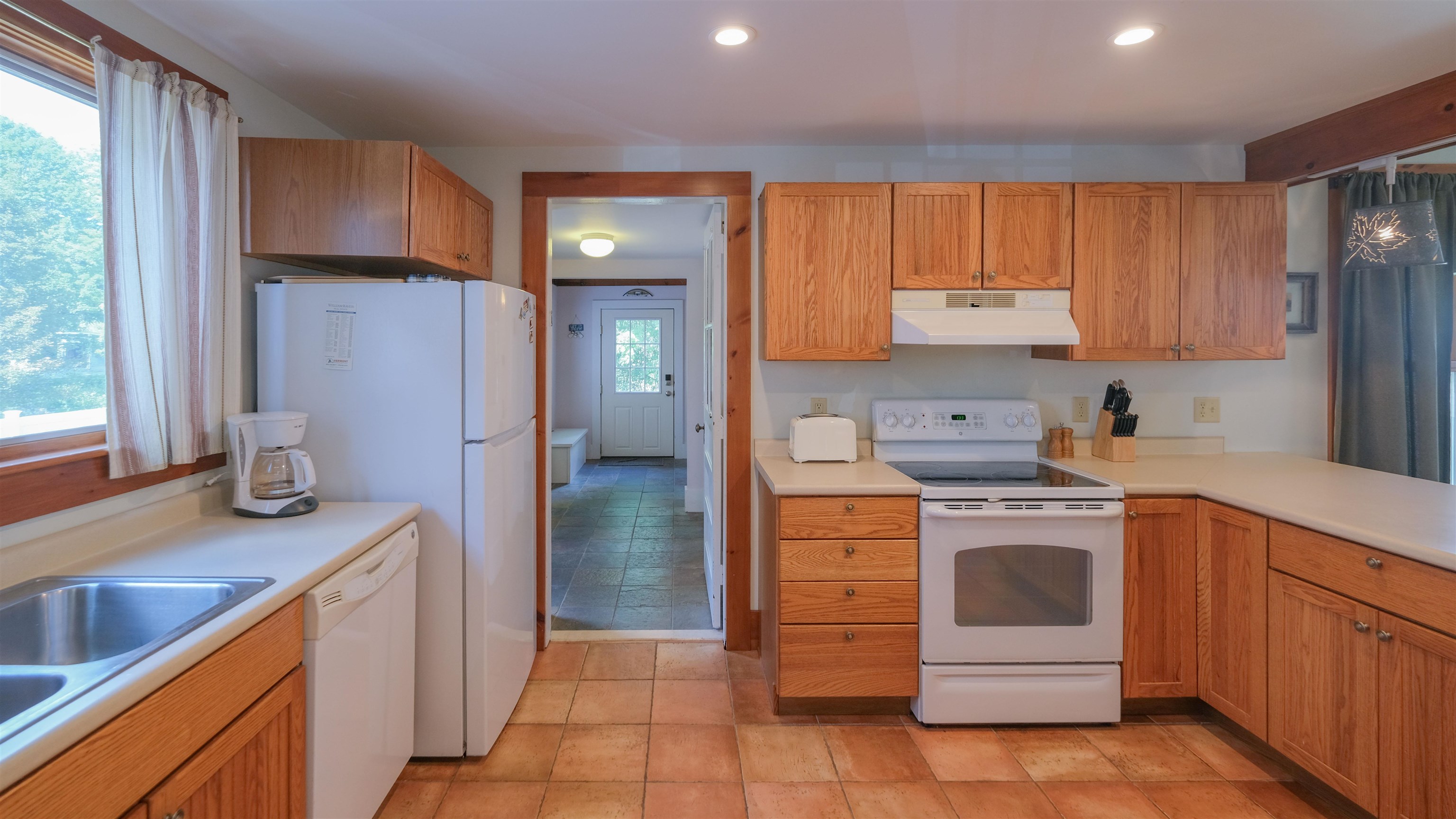 16 Smith Street Property Photo 7