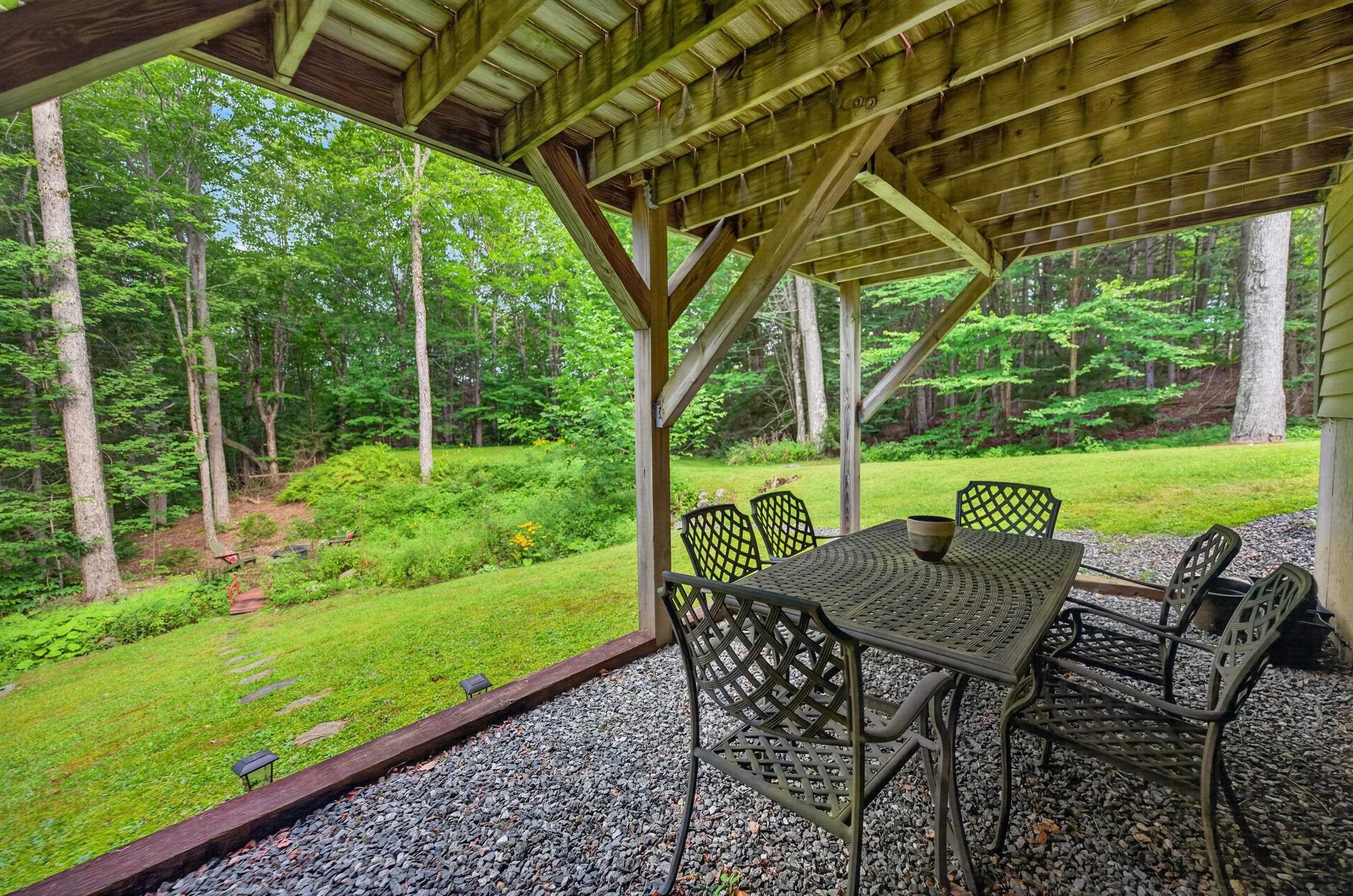 77 Villager Loop Property Photo 30