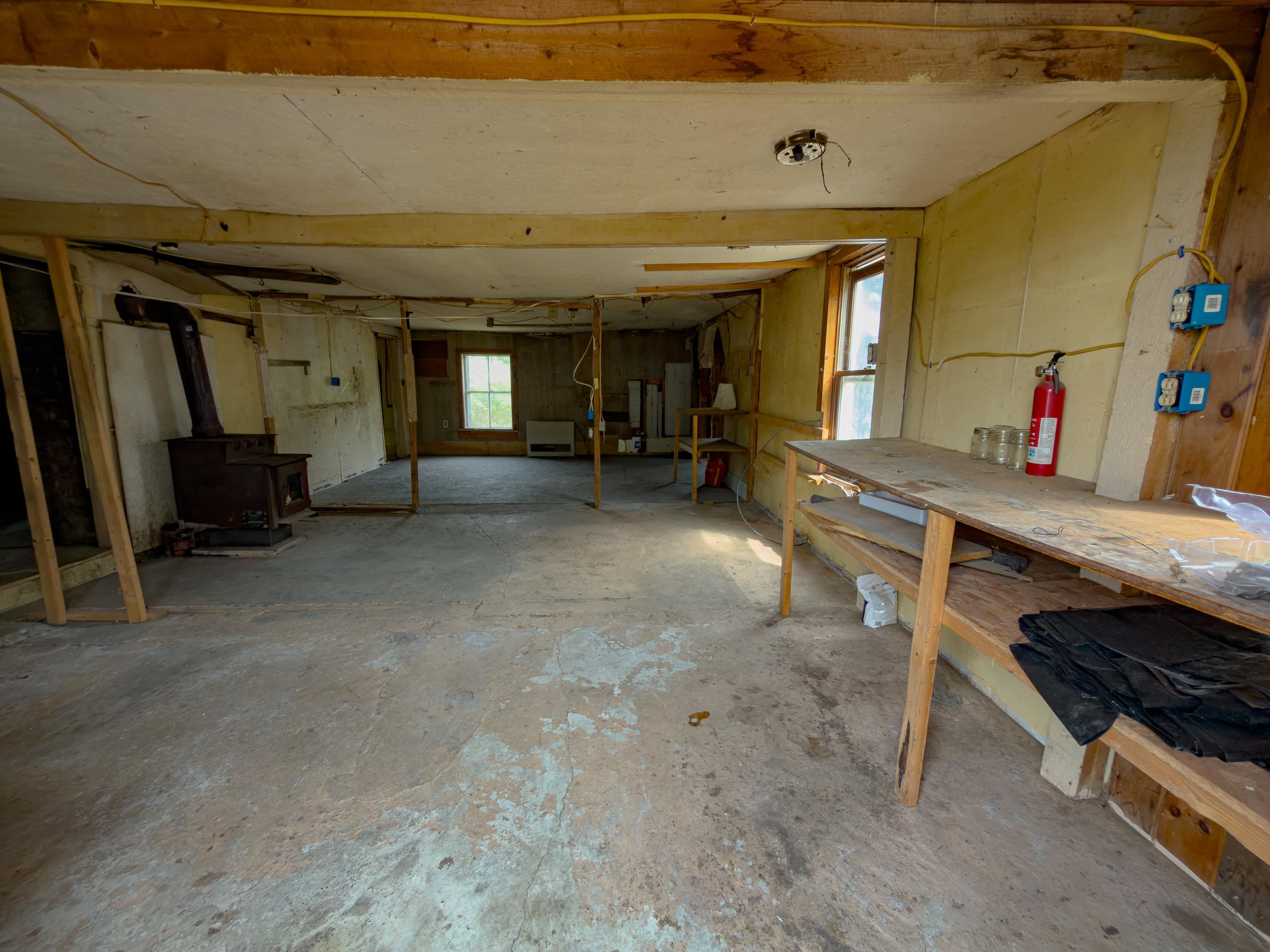 490 Long Hill Road Property Photo 9