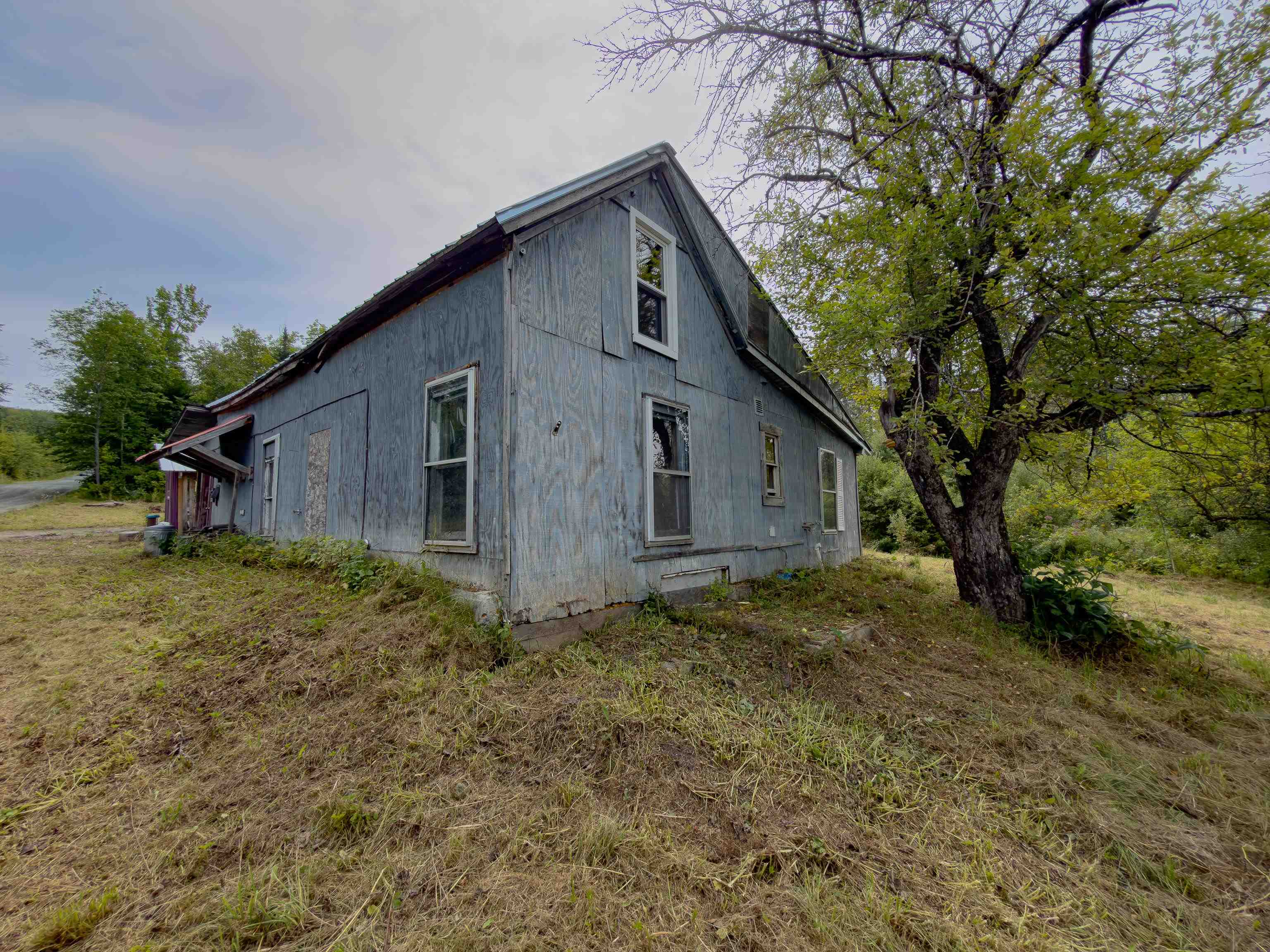 490 Long Hill Road Property Photo 19