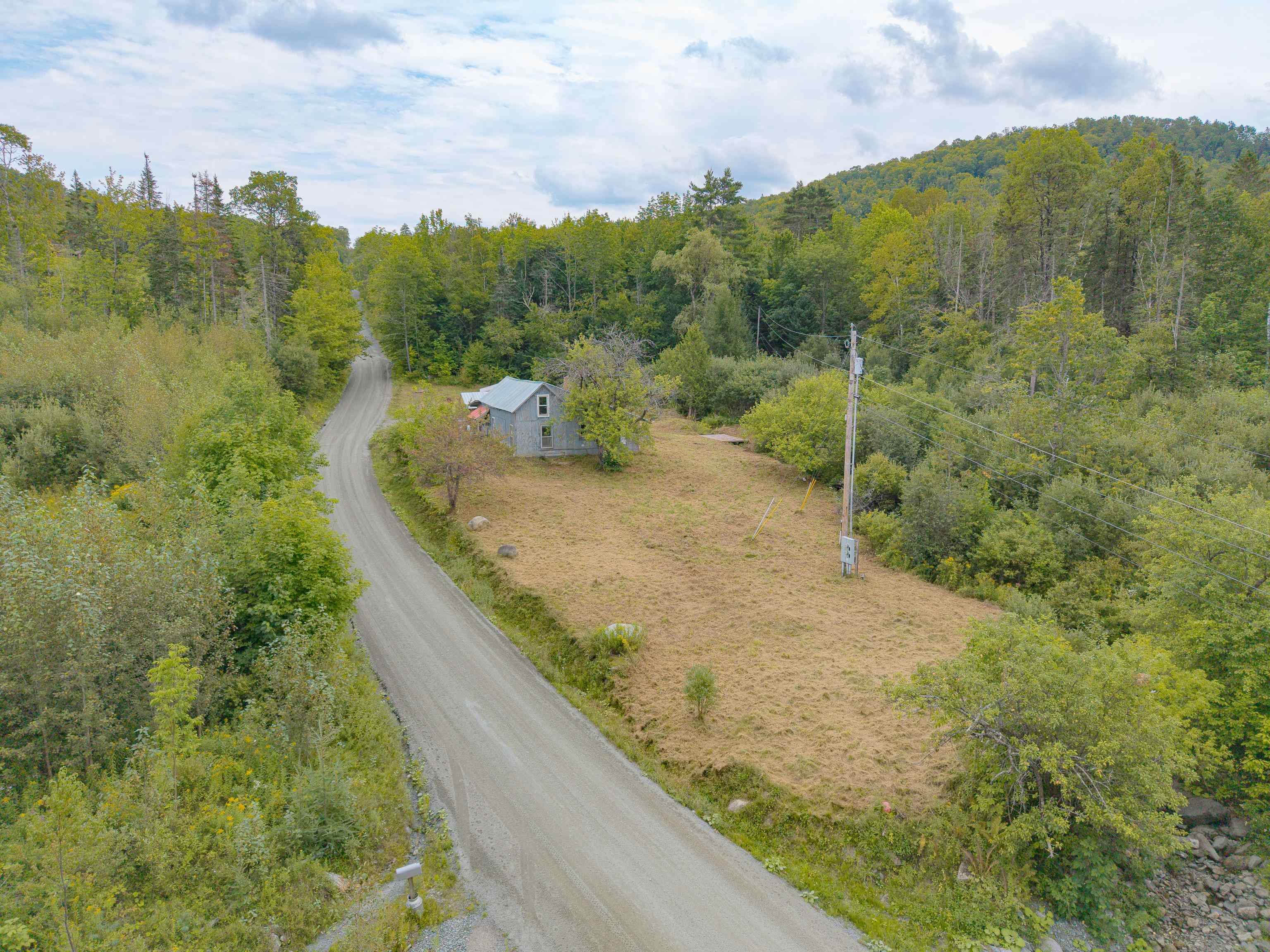 490 Long Hill Road Property Photo 32