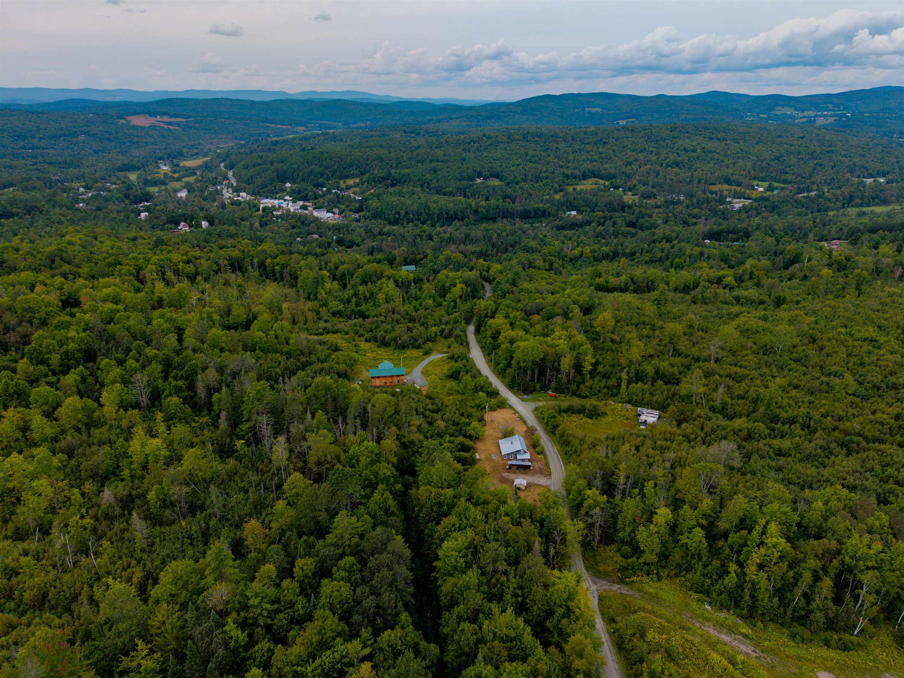 490 Long Hill Road Property Photo 38